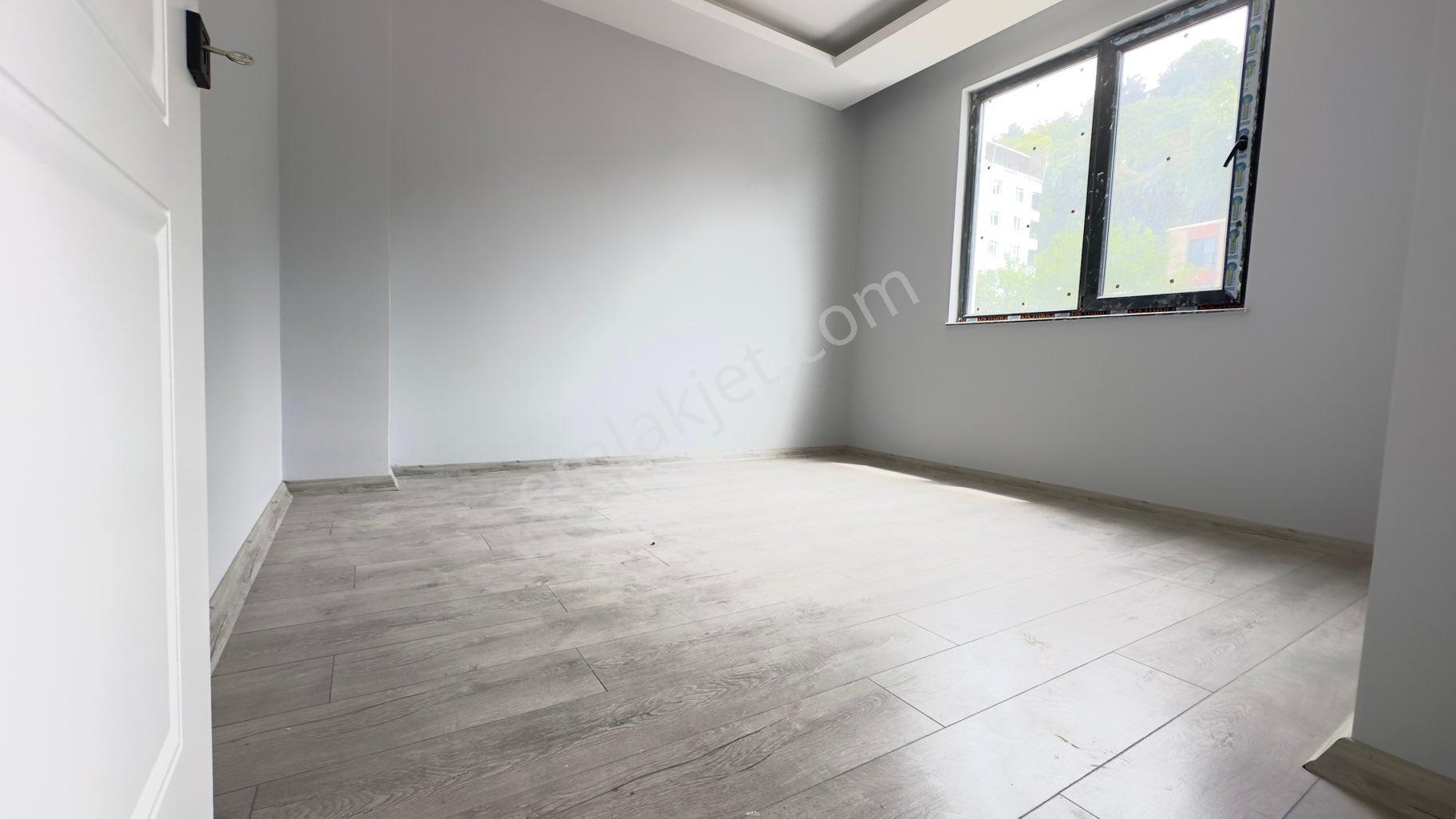 Garanti Gayrimenkulden Güzel Sanatlar Durağında Kiralık 1+1 Daireler - Görsel 13