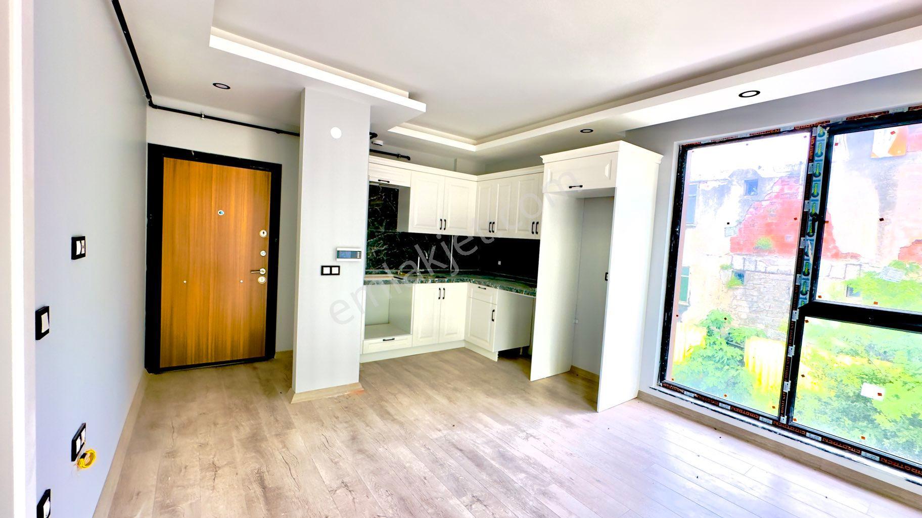 Garanti Gayrimenkulden Güzel Sanatlar Durağında Kiralık 1+1 Daireler - Görsel 6