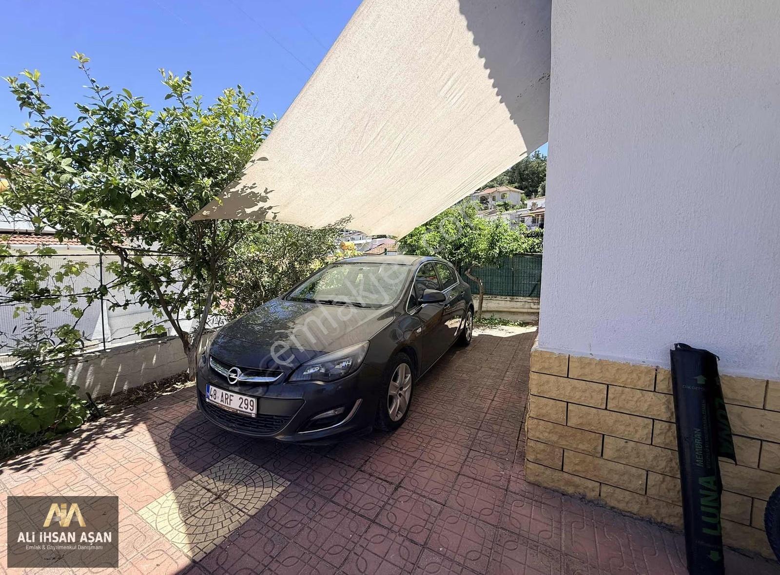 Güllük Orjan Sitesinde Kiralık Müstakil Villa 3+1 Eşyalı - Görsel 13