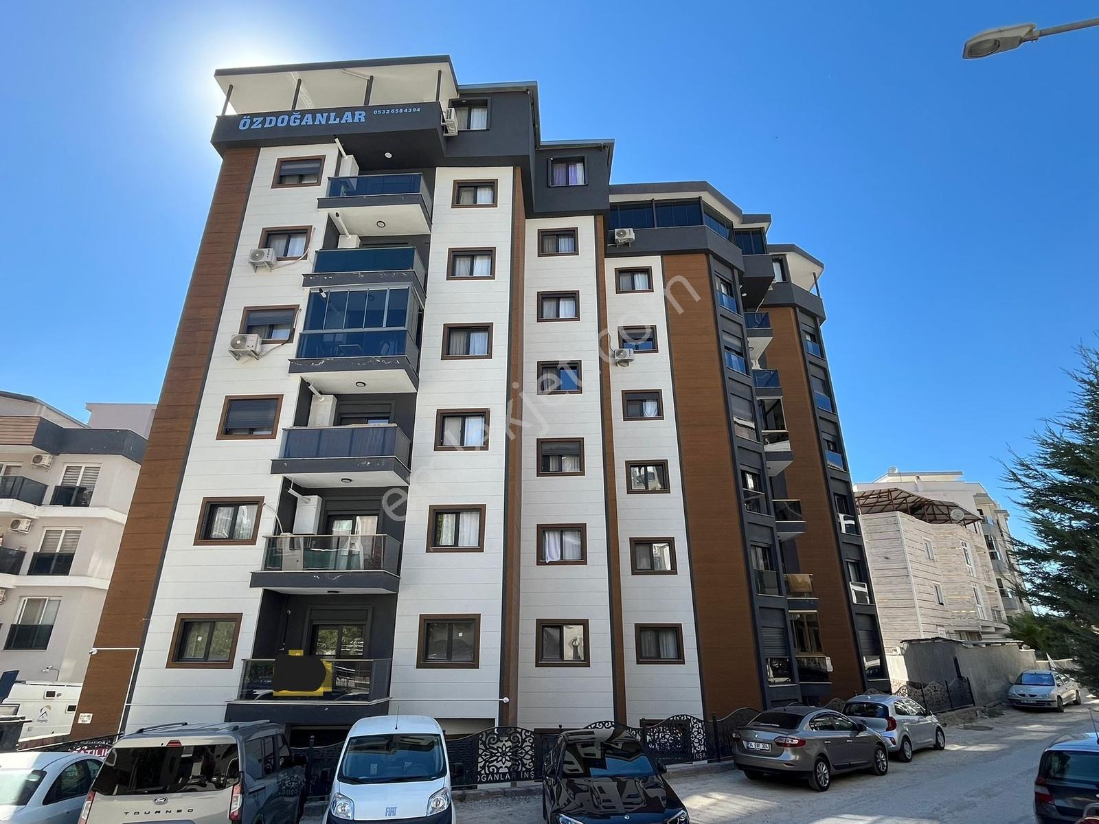 İzmir Ulukentte Sıfır Ayarda Bahçe Kullanımlı 2+1 Satılık Daire