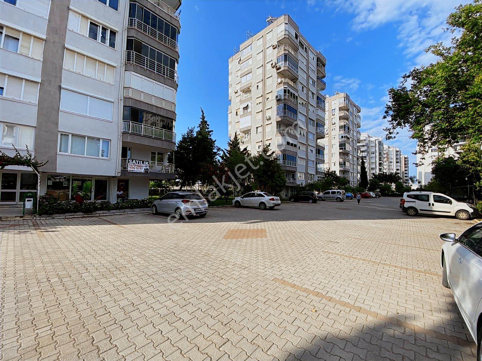 Çağlayan Bülent Ecevit Blv. Üzerinde Komple Yenilenmiş 3+1 Daire - Görsel 9