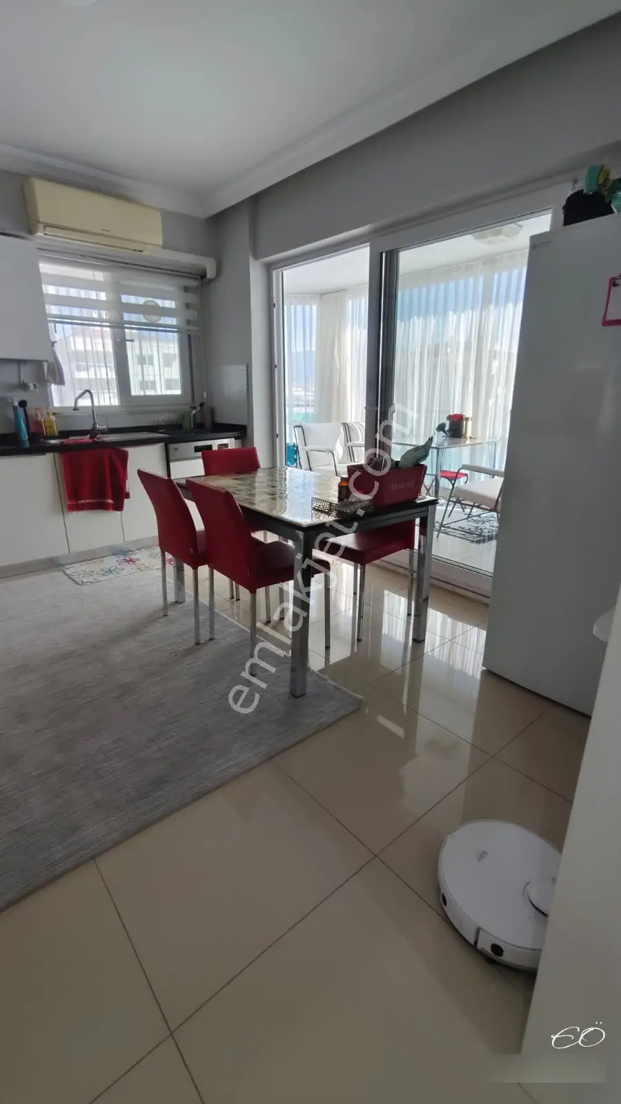 Miray Emlaktan Flora Cityde Doğalgazlı Havuzlu Geniş 3+1 Daire - Görsel 3