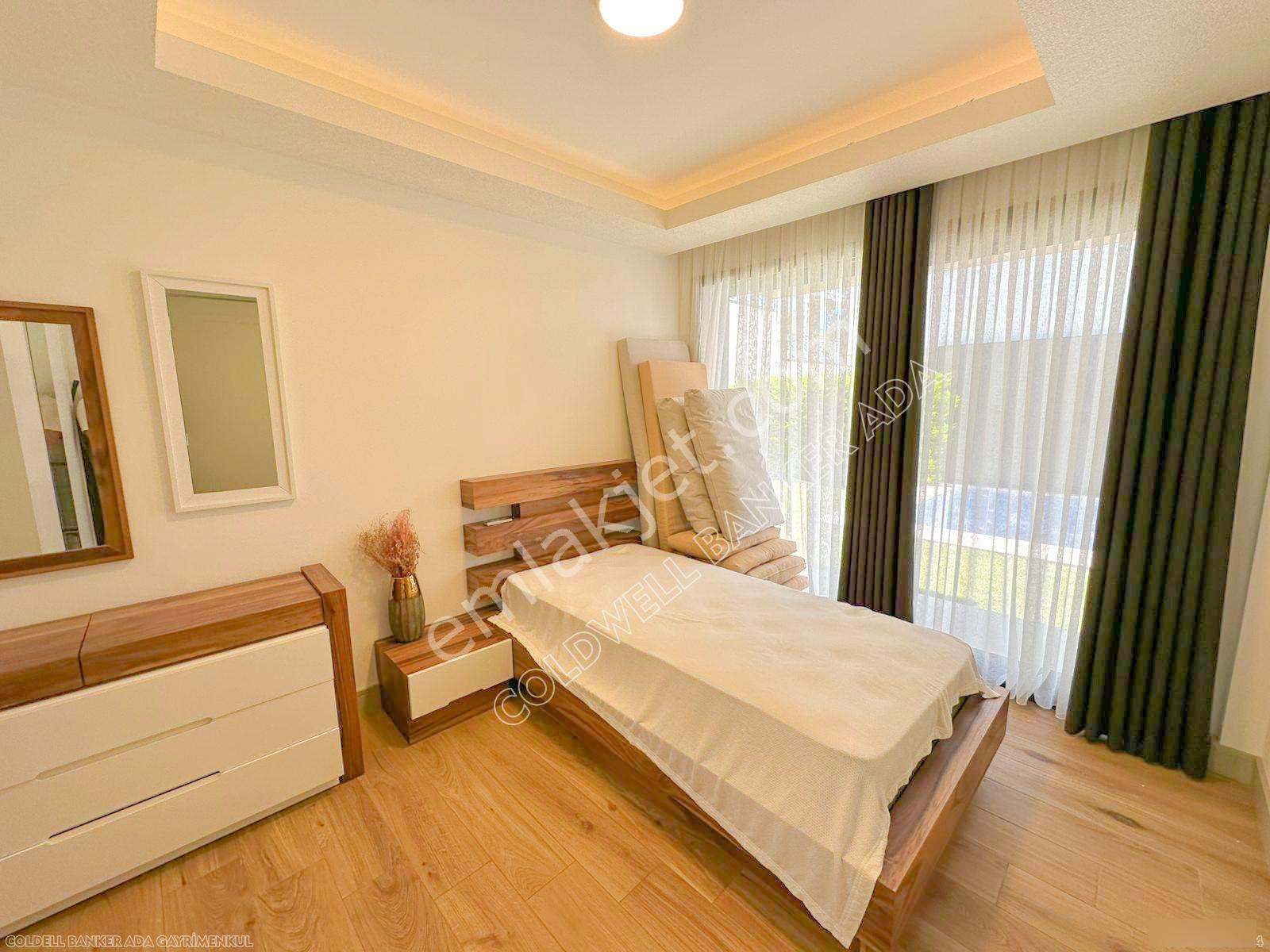 Soğucak'ta Kiralık Deniz Manzaralı 5+2 Tripleks Villa - Görsel 17