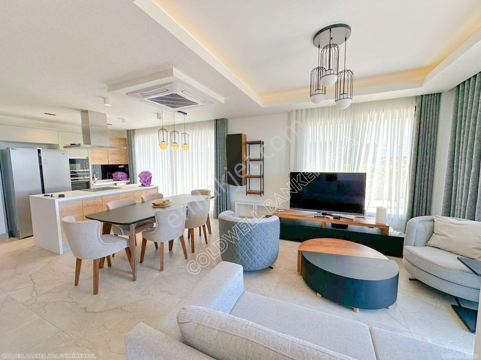 Soğucak'ta Kiralık Deniz Manzaralı 5+2 Tripleks Villa - Görsel 13