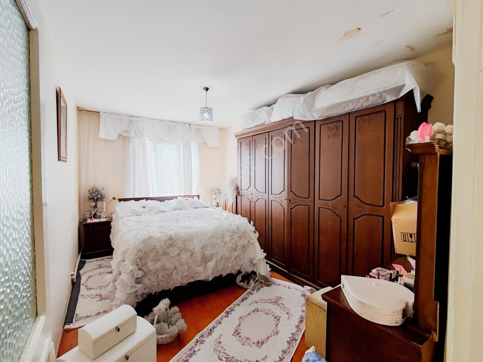 Gop Barbaros'da Yüksek Lokasyon Satılık 80m 2+1 - Görsel 3