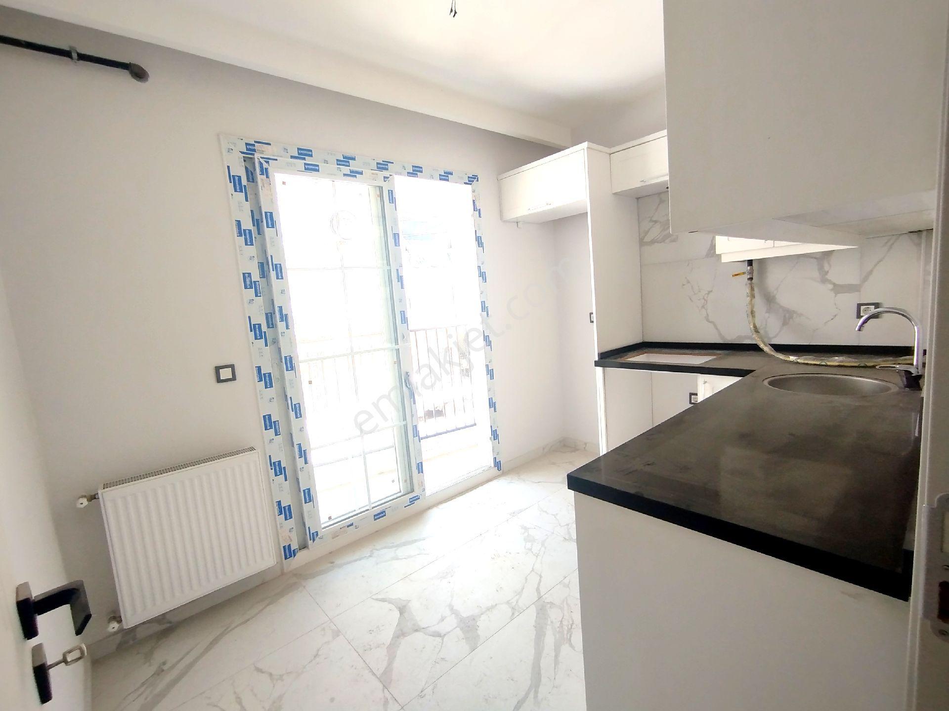 İzmir Buca Yeşilbağlar Mah 2+1 Sıfır Daire Ara Kat Cadde Üzeri - Görsel 6