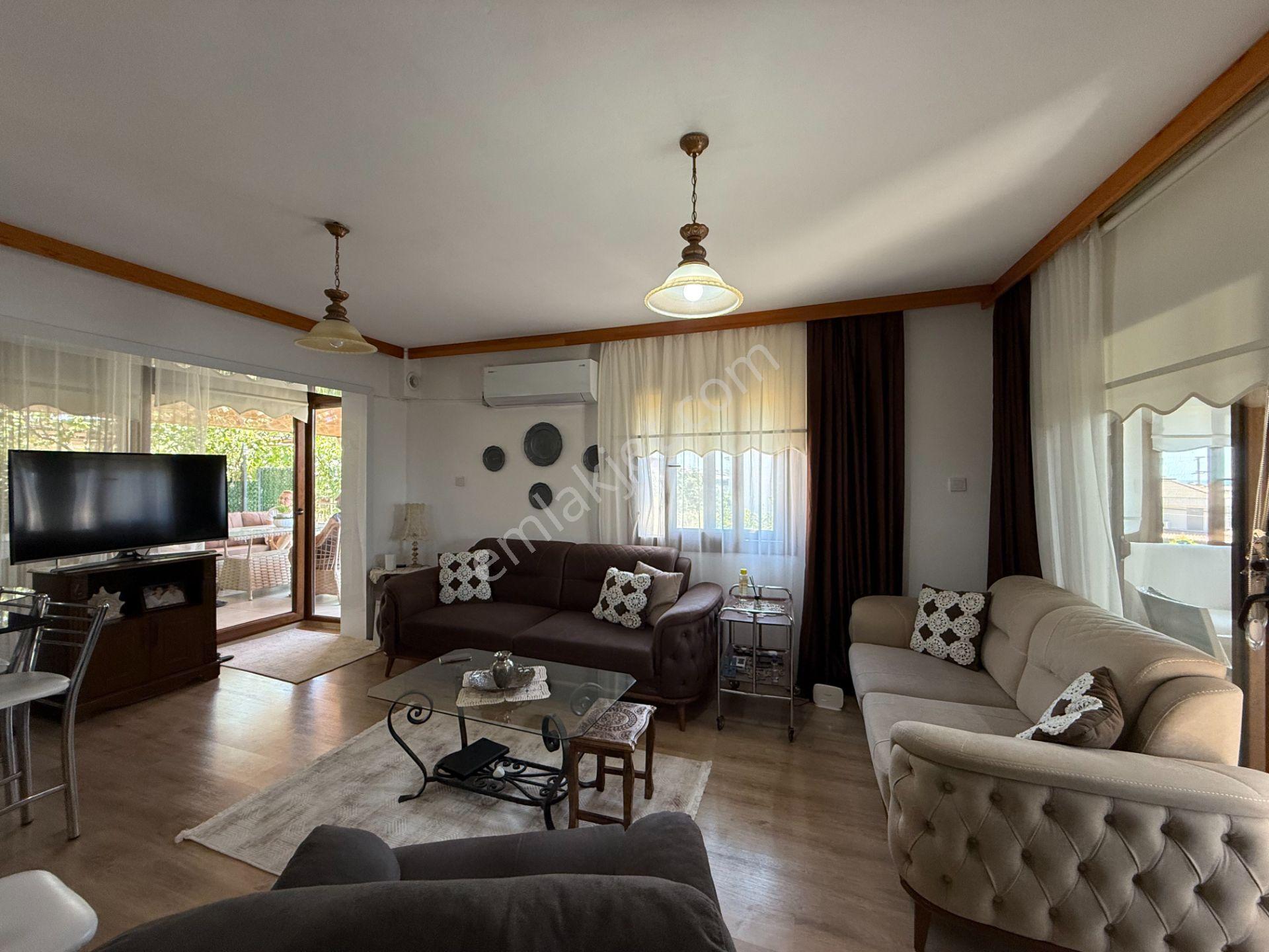 Akarca Plajı'na Yürüme Mesafesinde, 3 Taraflı Bahçeli Satılık Yazlık Villa - Görsel 5