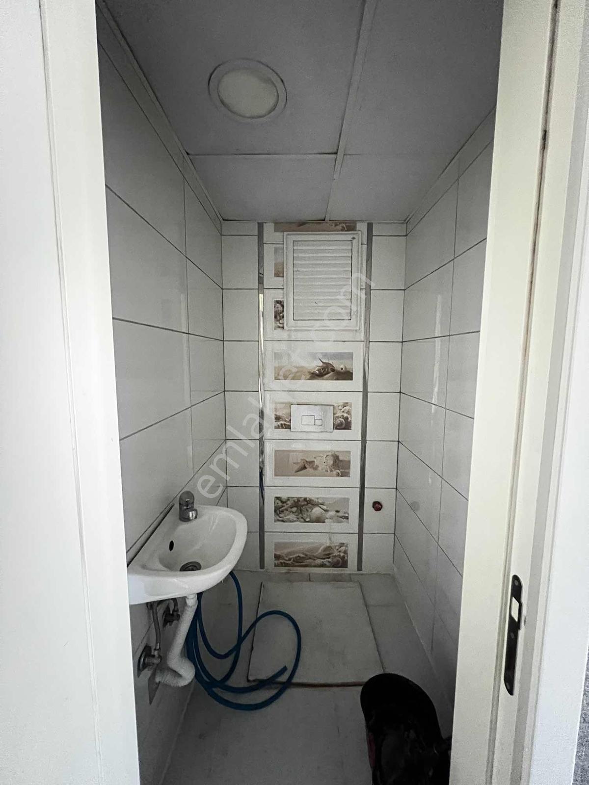 Havuzlu Sitede 3+1 Ebeveyn Banyolu Çift Balkonlu Daire - Görsel 24