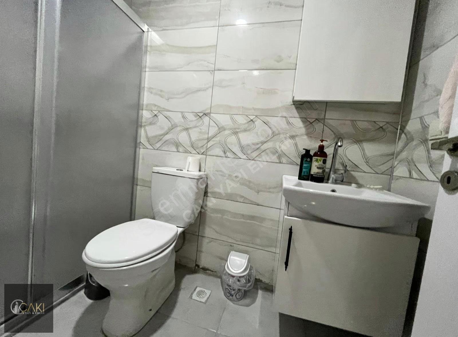 Çakı Yapı Emlaktan Çarşı Merkezde Eşyalı Kiralık 1+1 Daire - Görsel 27