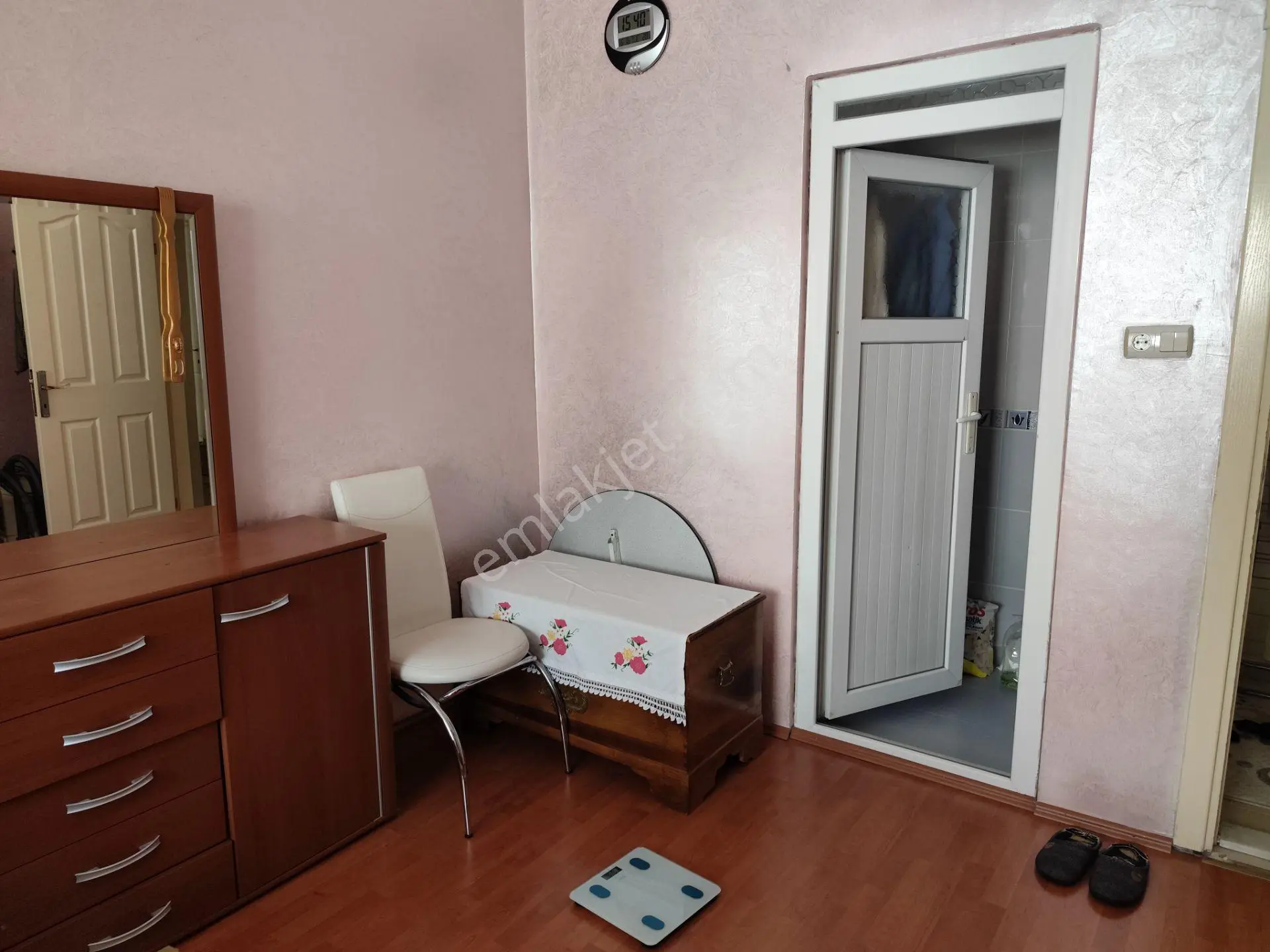 Güneykent'te Daireye Ait Garajlı Geniş Daire - Görsel 12