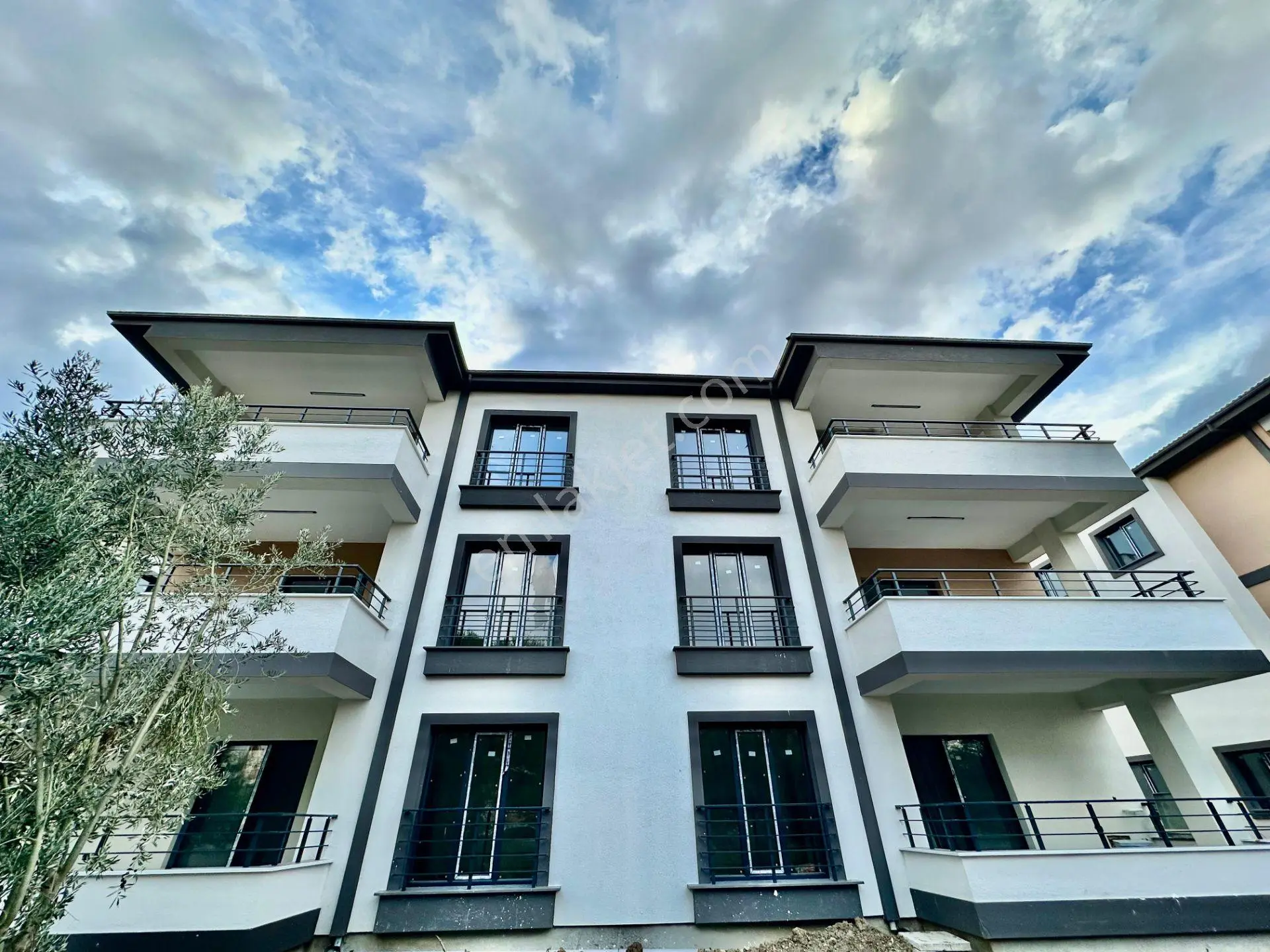 ꧁ay Emlaktan꧂avcılar'da Yüzme Havuzlu Lüks Butik Sitede Denize Sadece 300 Mt Satılık 2+1 Daire - Görsel 29