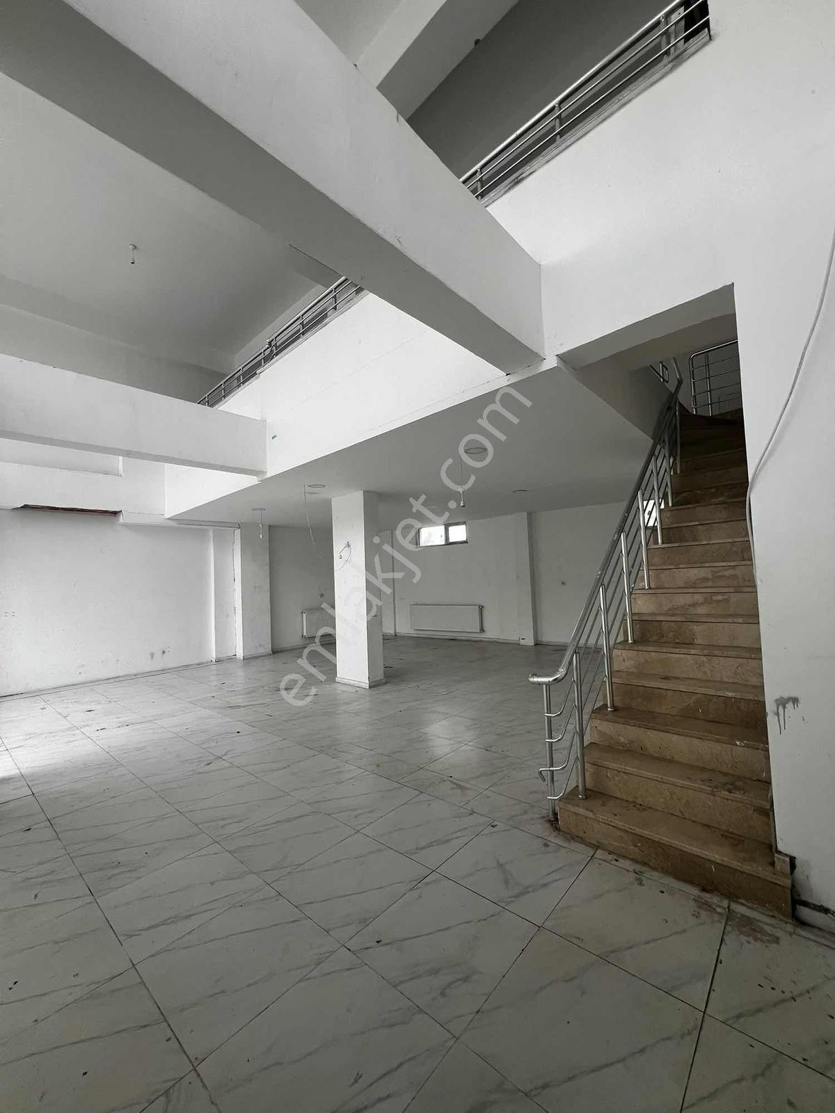 Atacan,dan Prestijli Ticari Gayrimenkul | 580m² | Yüksek Tavan - Görsel 18