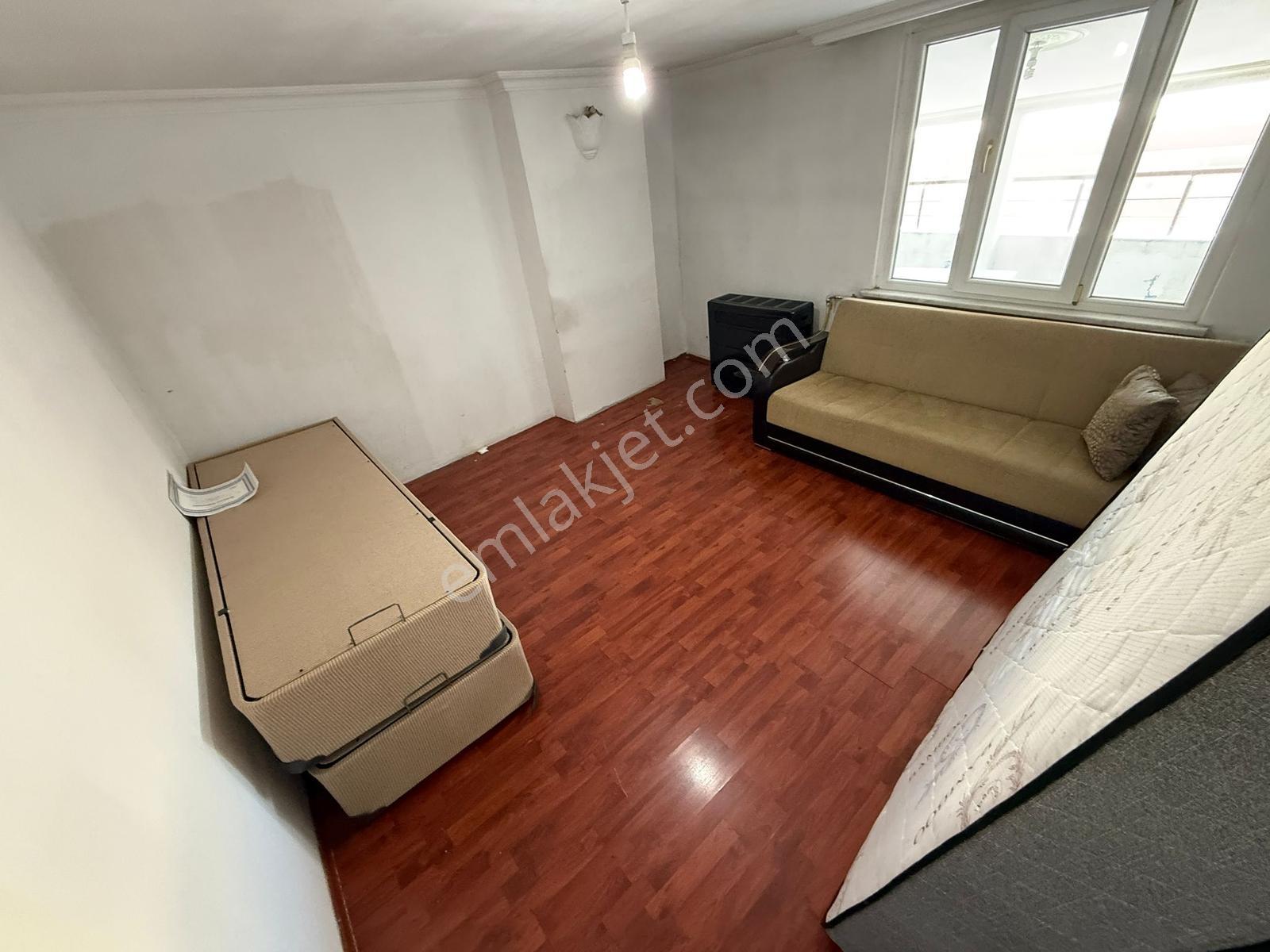 Home'dan İsmetpaşa Mah'de Bayana Kiralık 95m 2+1 Çatı Katı Daire - Görsel 11