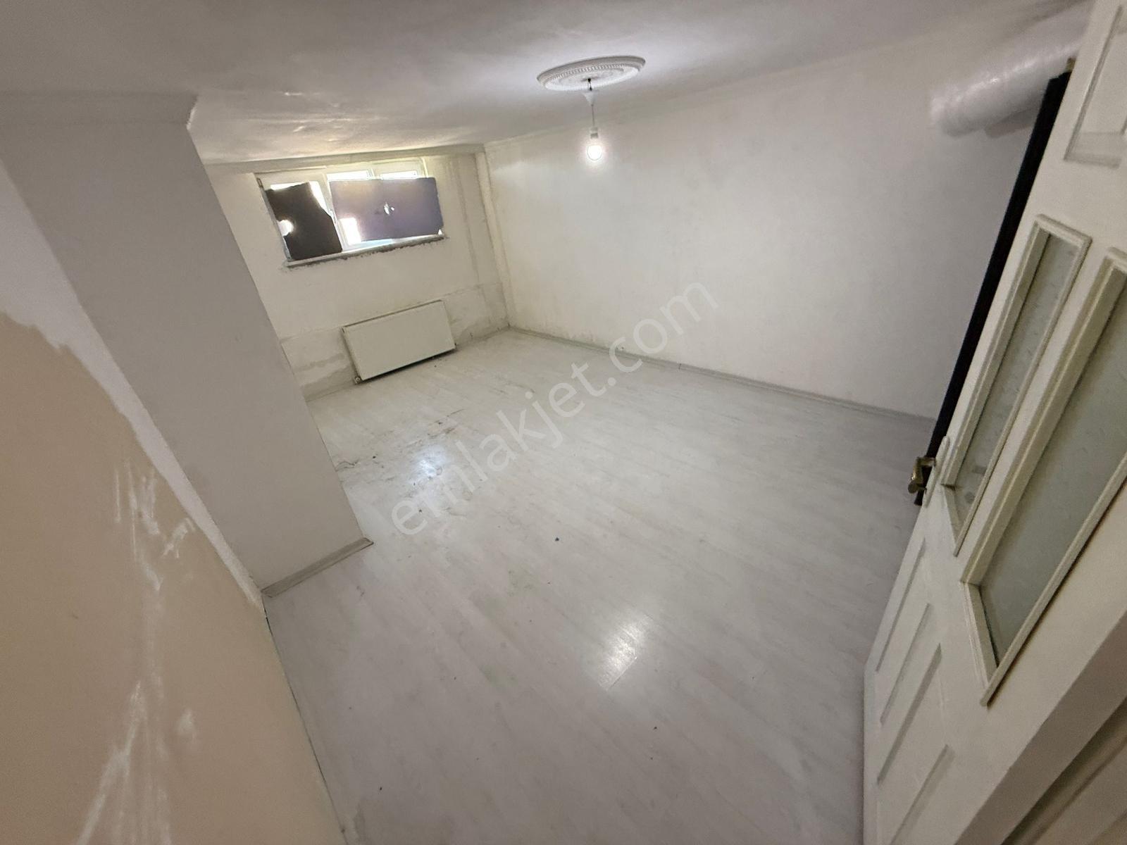 Home'dan İsmetpaşa Mah'de Bayana Kiralık 95m 2+1 Çatı Katı Daire - Görsel 10