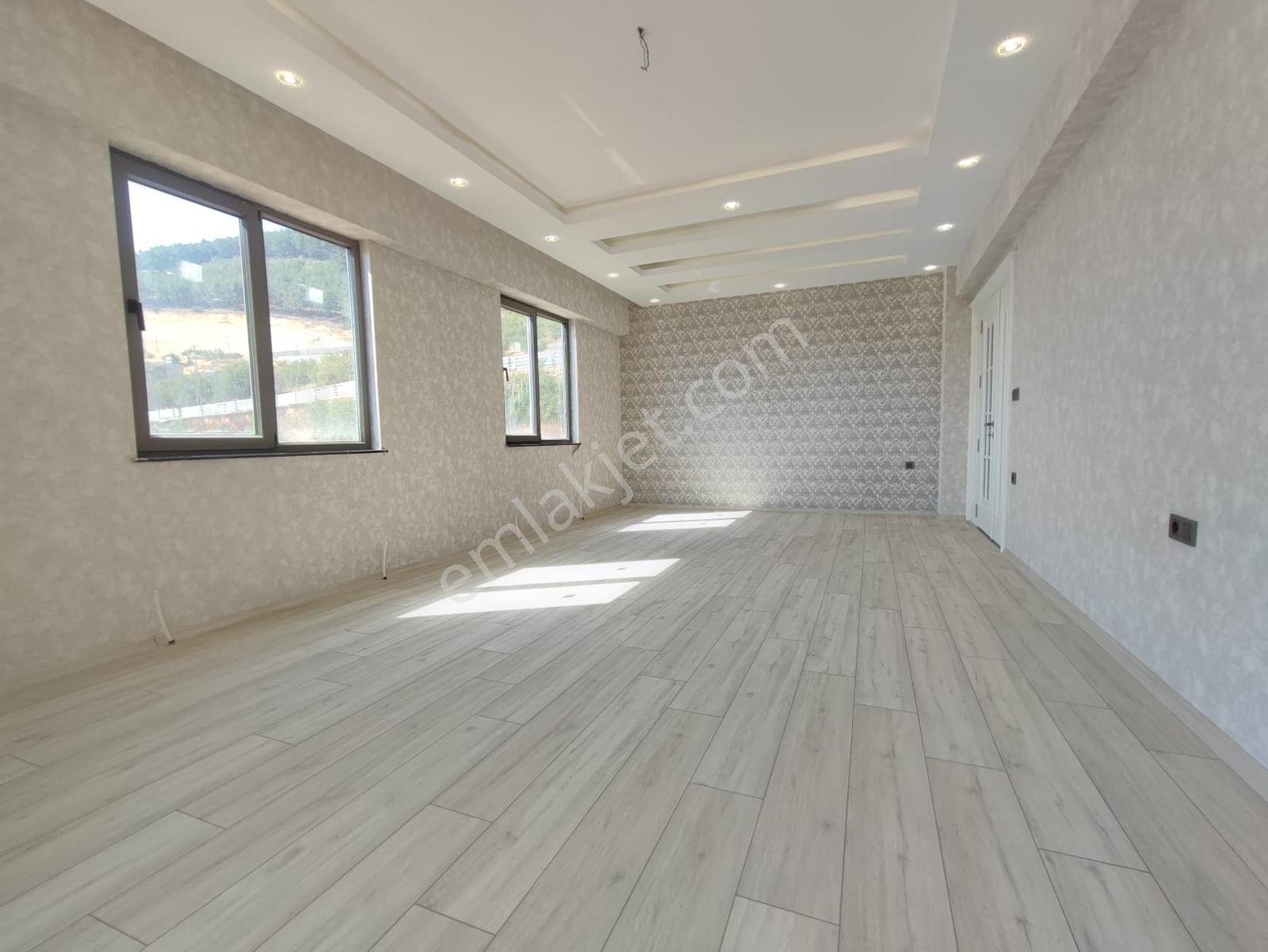 Coldwell Banker'den Kuzeyçevre Yolu Altı Lüks Kiralık 4+1 - Görsel 4