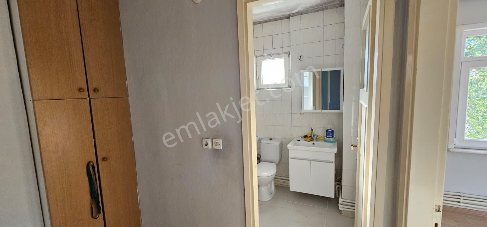 Yeni Mahhalle'de Deniz Manzaralı Meyve Bahçeli 2+1 Kiralık Daire - Görsel 3