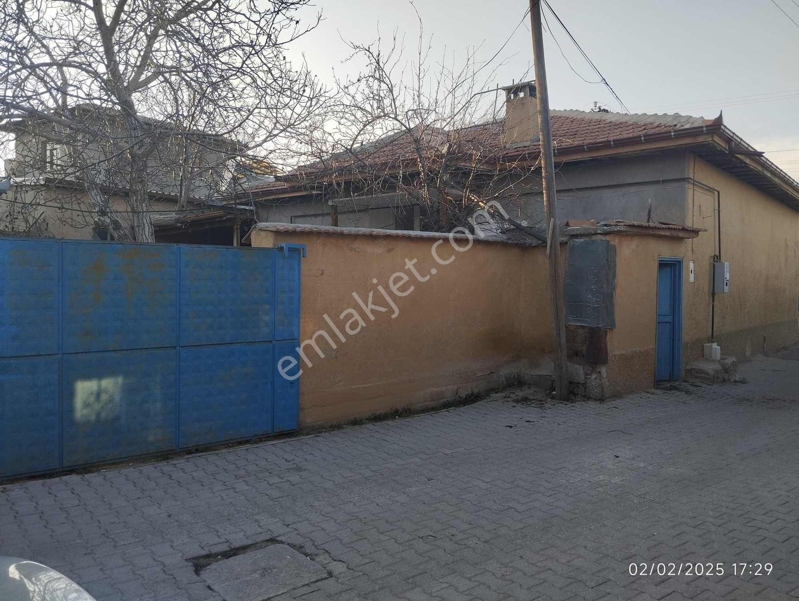 Kadınhanı Merkezde Kiralık Bahçeli Geniş 4+1 Müstakil Ev - Görsel 19