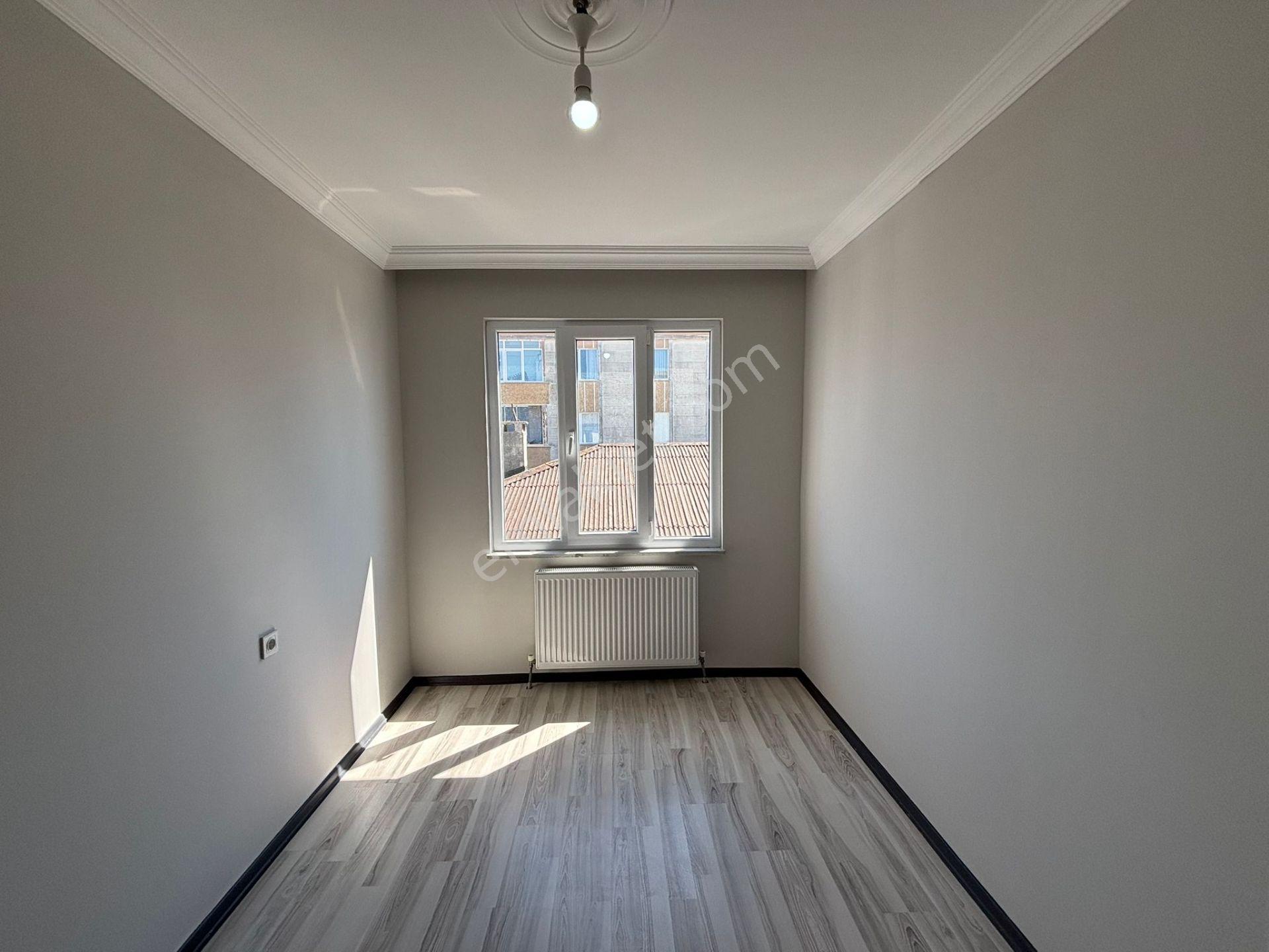 **eryıldız Gayrimenkul'den**çarşı İçinde Kapalı Pazar Ve Okullar Yanı Kiralık 2+1 Daire - Görsel 23