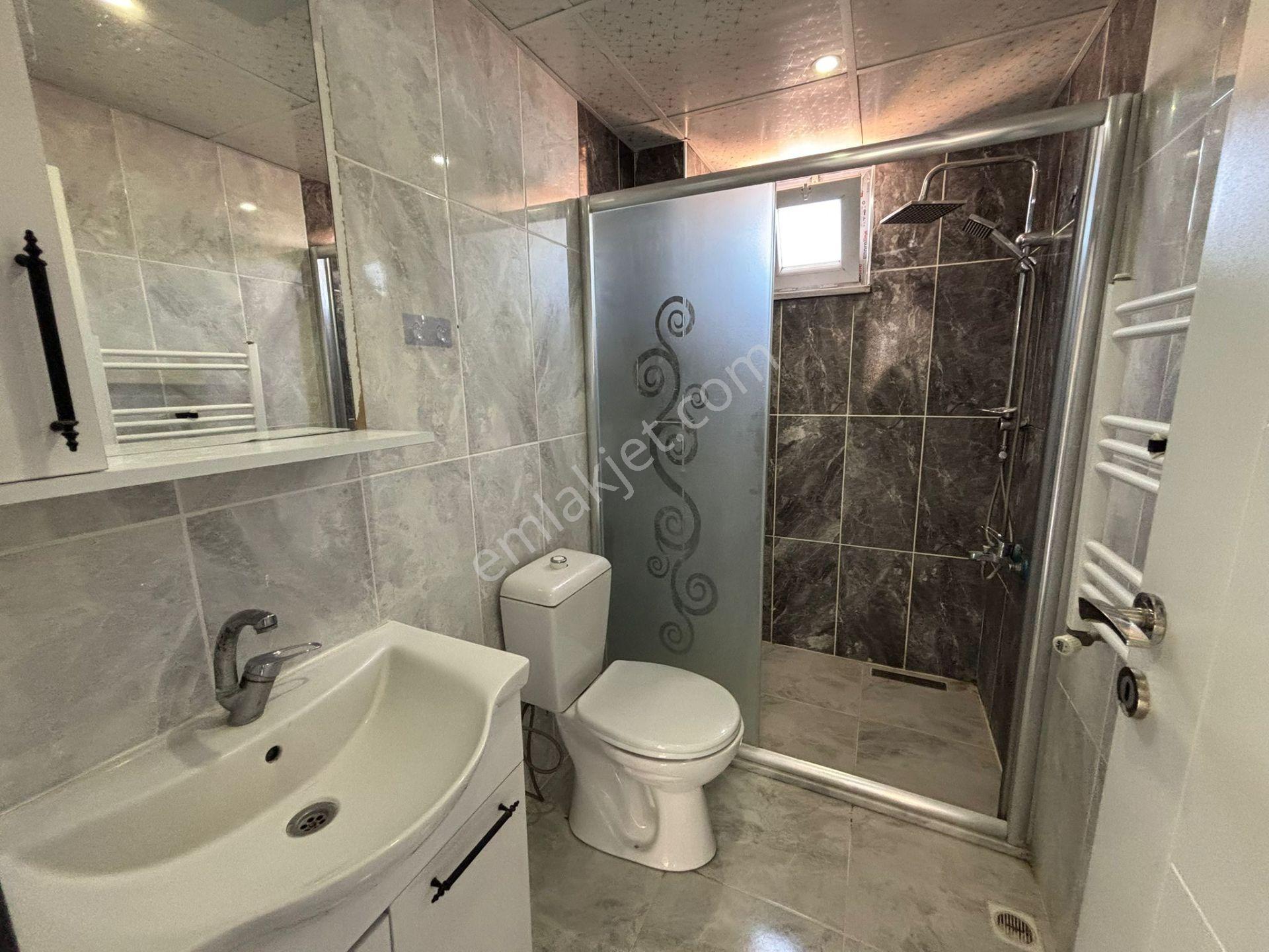 **eryıldız Gayrimenkul'den**çarşı İçinde Kapalı Pazar Ve Okullar Yanı Kiralık 2+1 Daire - Görsel 28