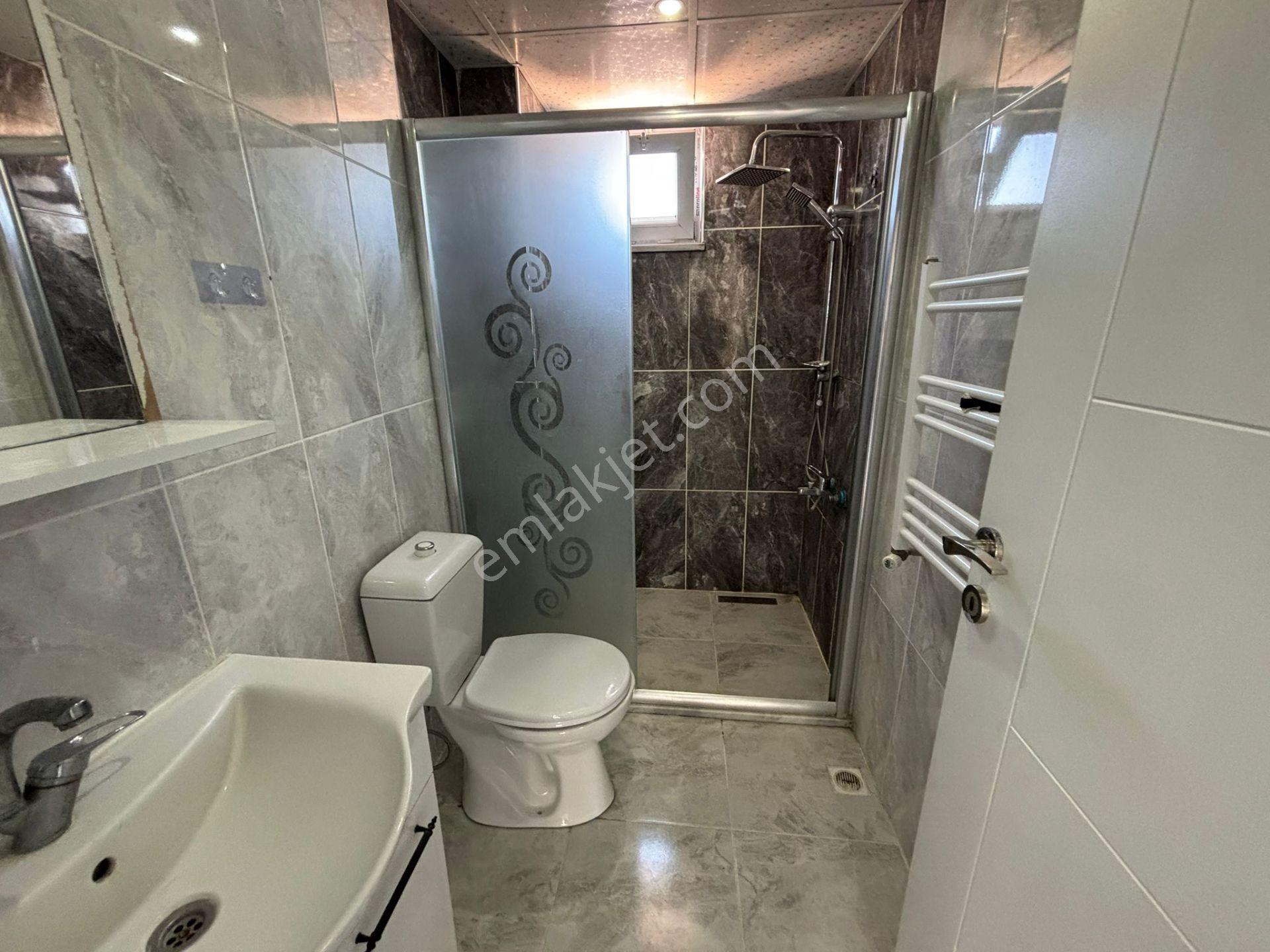 **eryıldız Gayrimenkul'den**çarşı İçinde Kapalı Pazar Ve Okullar Yanı Kiralık 2+1 Daire - Görsel 27