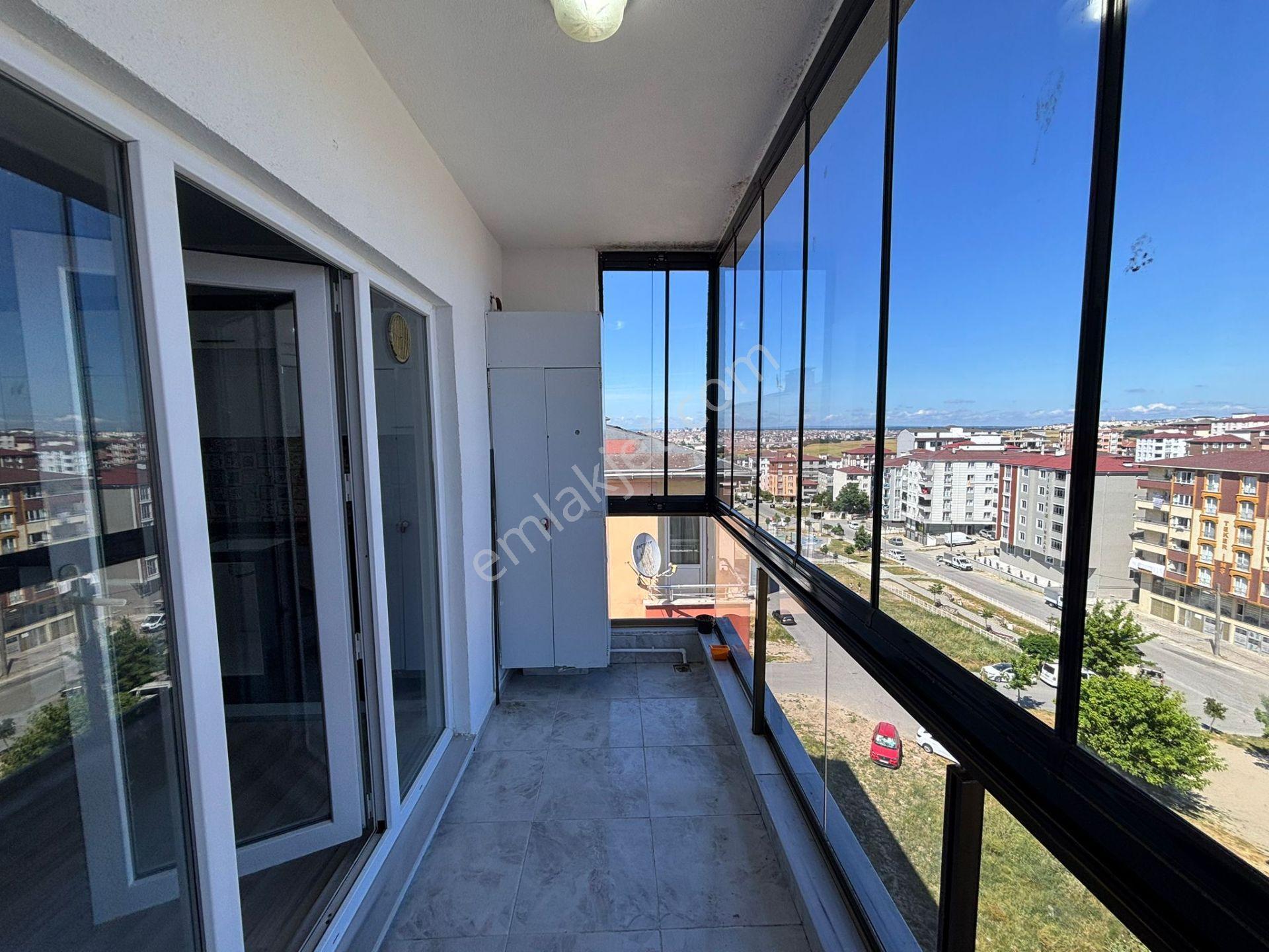 **eryıldız Gayrimenkul'den**çarşı İçinde Kapalı Pazar Ve Okullar Yanı Kiralık 2+1 Daire - Görsel 5
