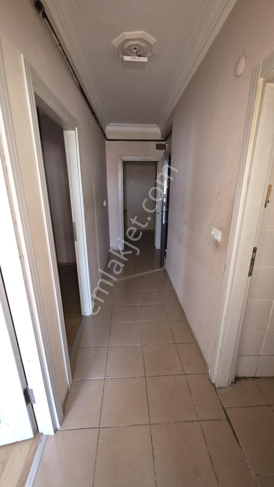Beylikdüzü Yakuplu Malazgirt Cad. Metrobüse Yürüme 2+1 Arakat - Görsel 17