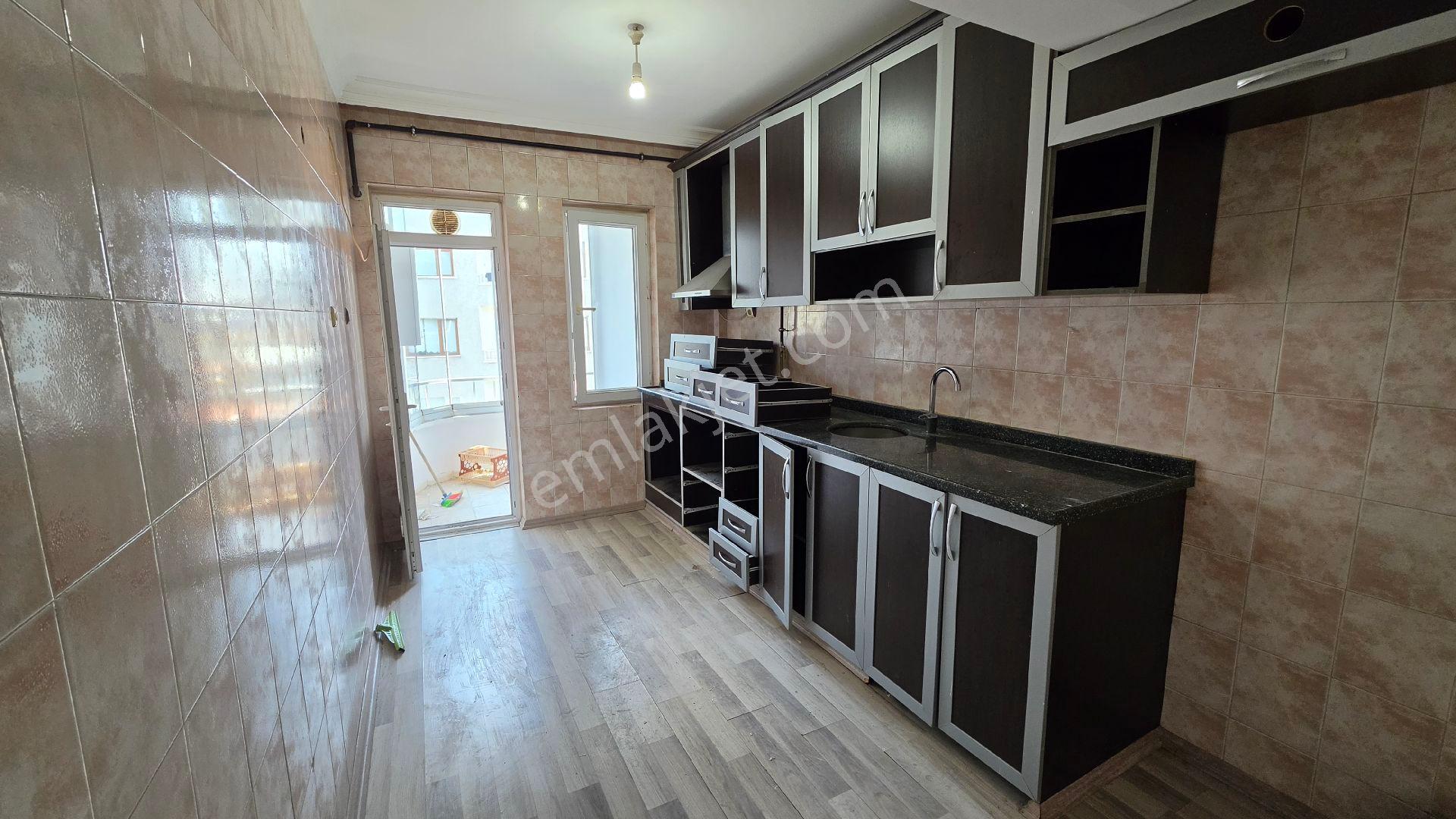Çamlıcada Kiralık 3+1 Temiz Boyalı Daire - Görsel 12