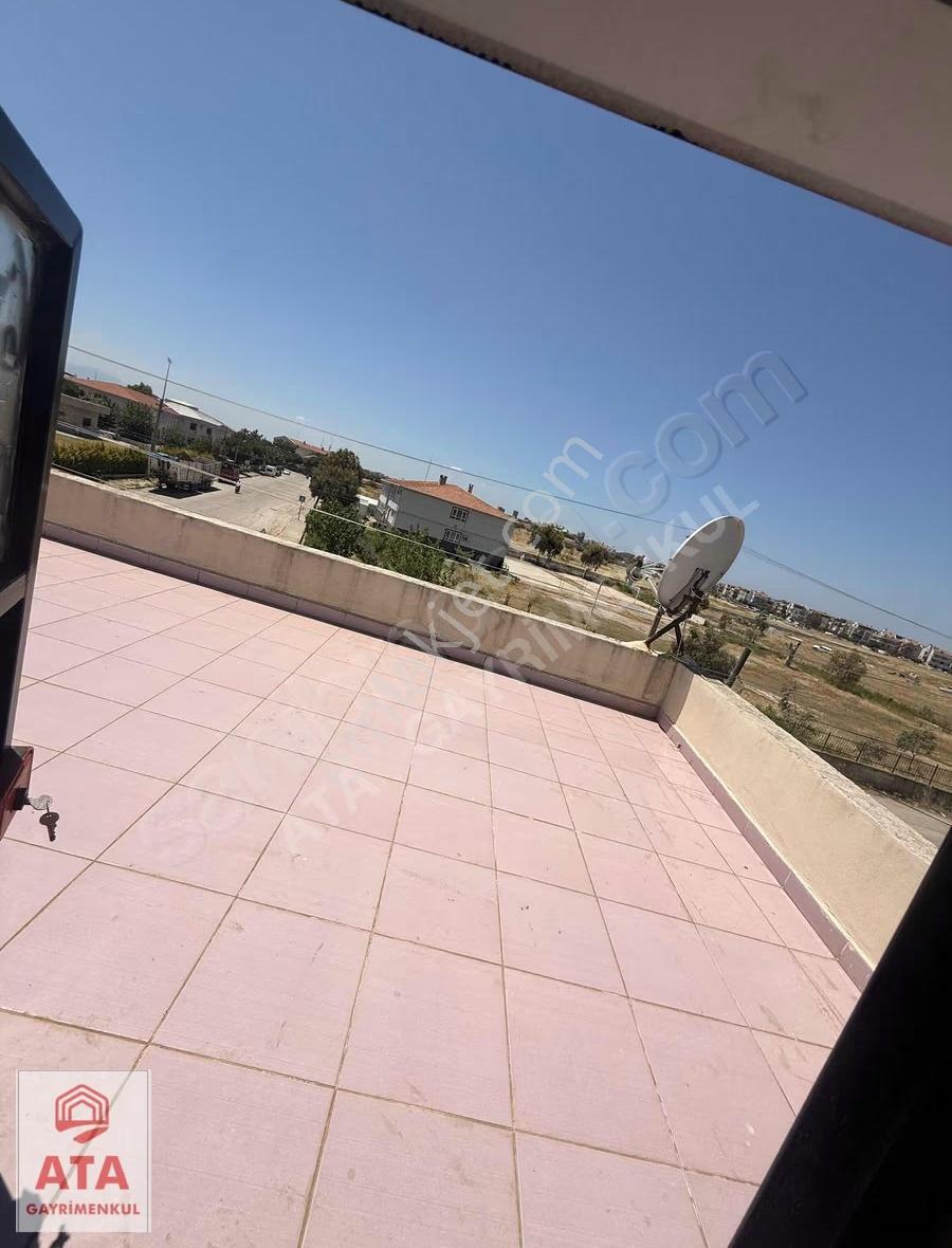 Çandarlıda Tadilatlı Villa - Görsel 27