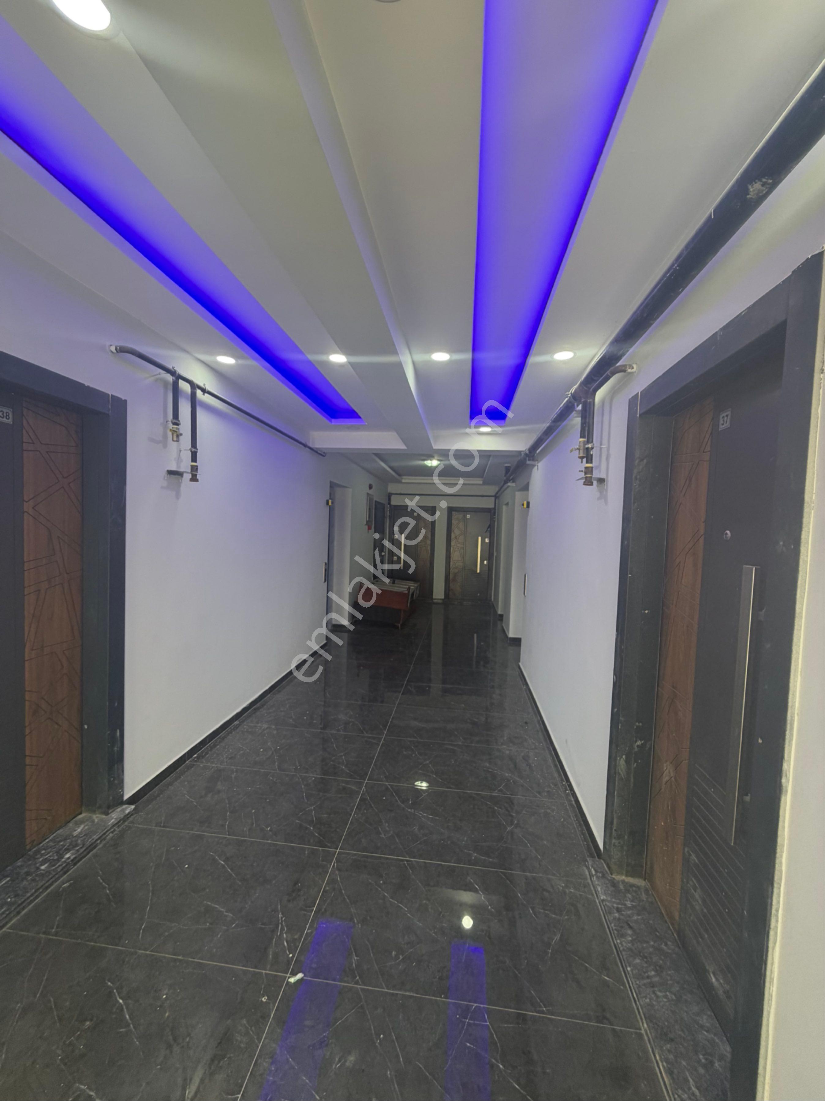 Sıfır Daire Geniş Oturumlu Kapalı Mutfak Balkonlu - Görsel 3