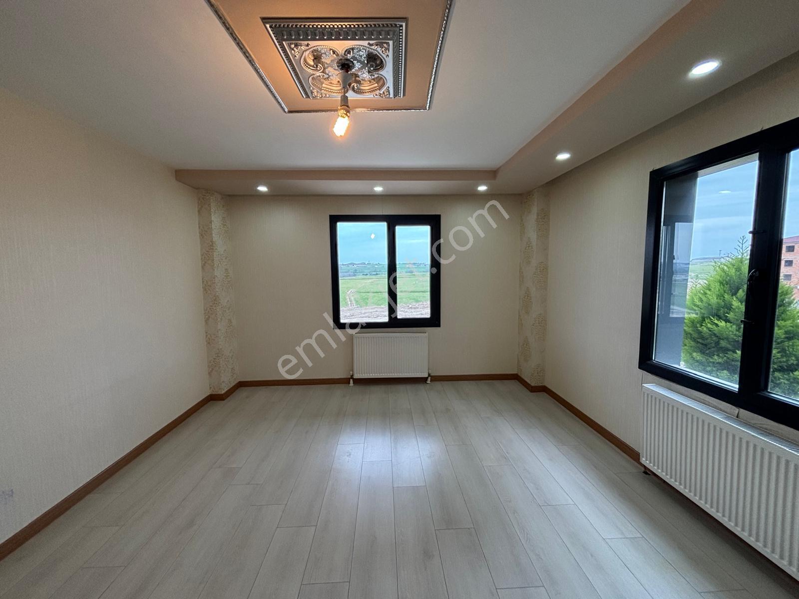 **eryıldız Gayrimenkul'den**gültepe Mah.site İçinde İskanlı Kiralık Lüx 2+1 Yüksek Giriş Daire - Görsel 14