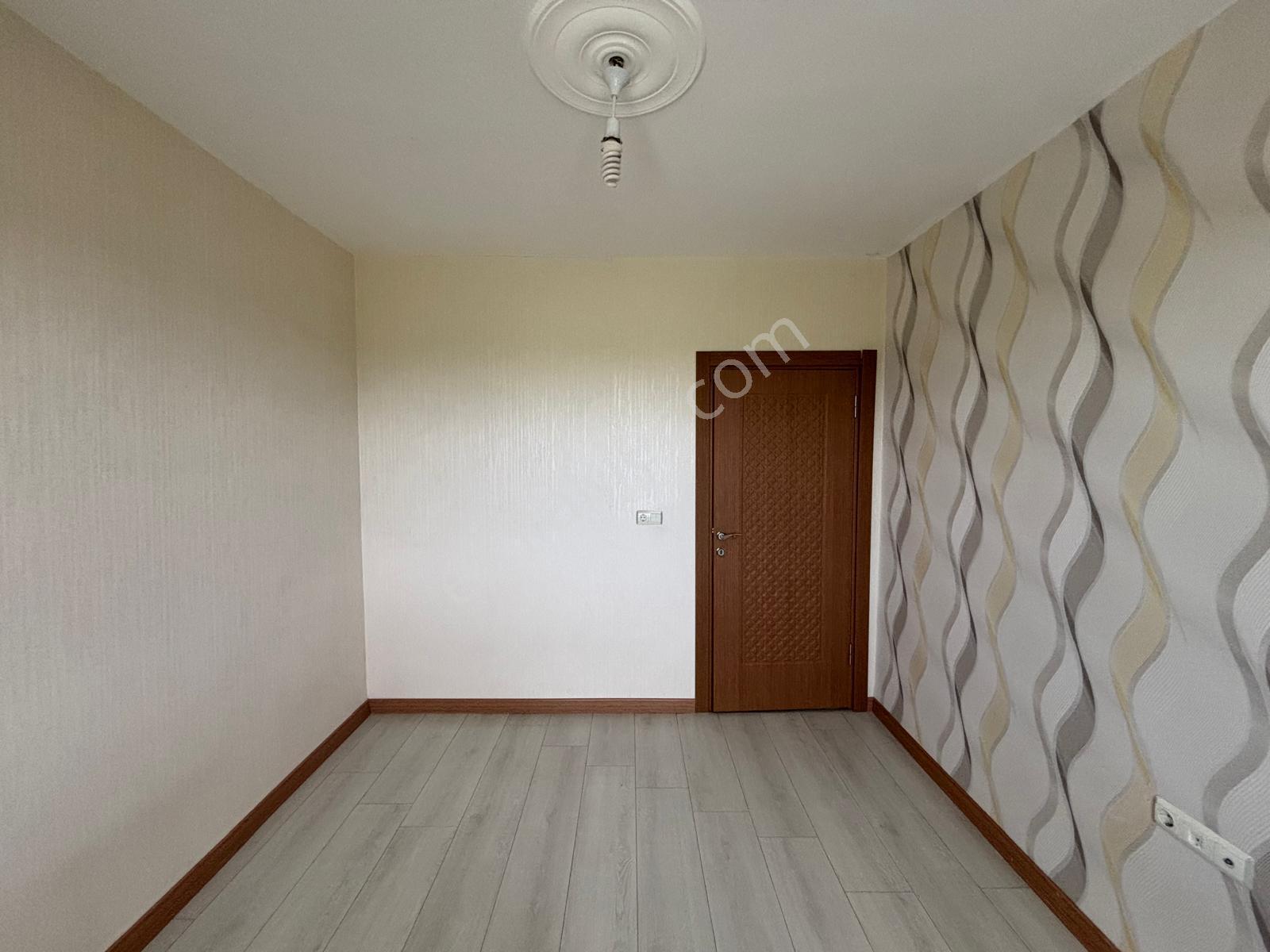 **eryıldız Gayrimenkul'den**gültepe Mah.site İçinde İskanlı Kiralık Lüx 2+1 Yüksek Giriş Daire - Görsel 24