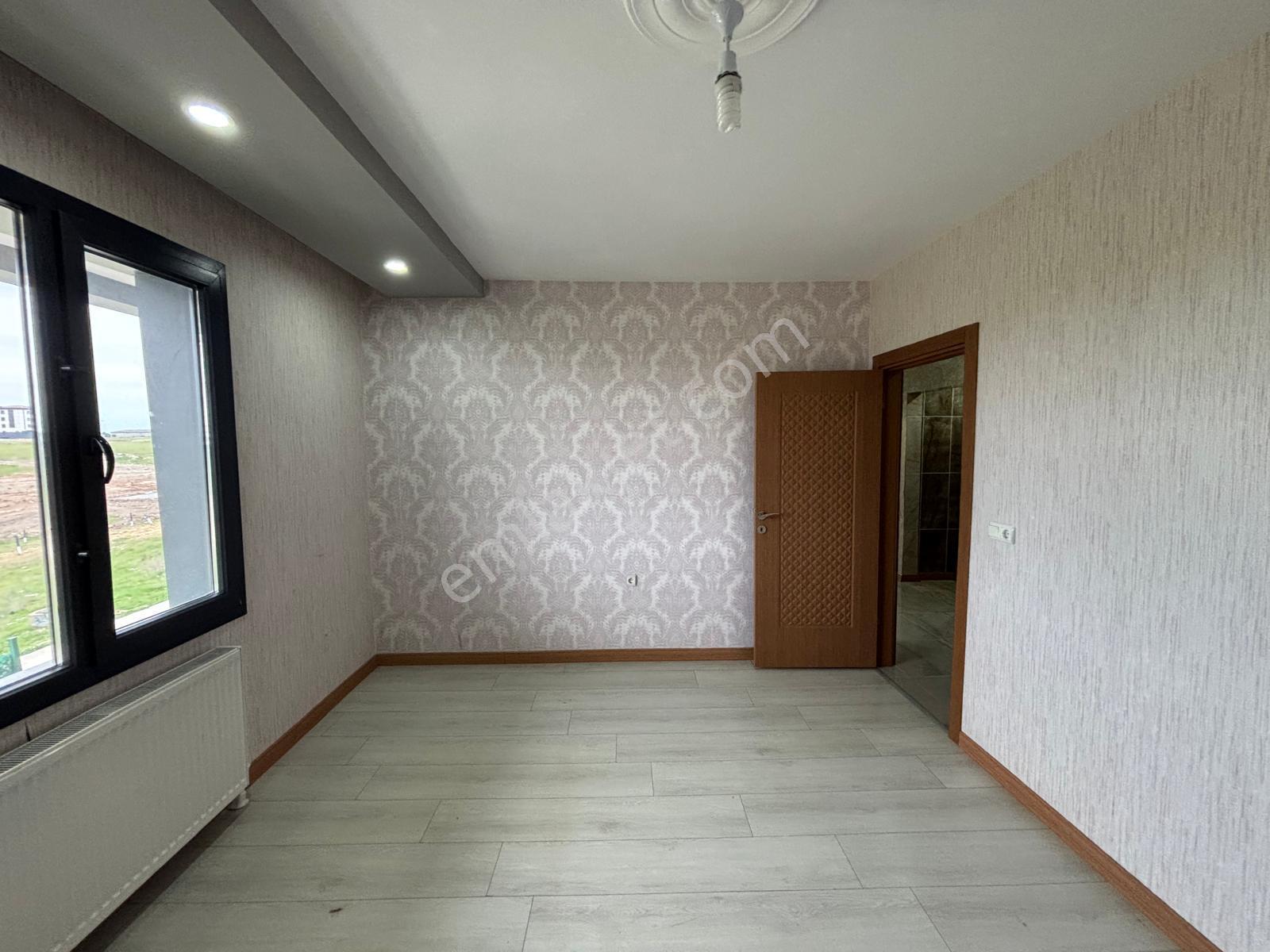 **eryıldız Gayrimenkul'den**gültepe Mah.site İçinde İskanlı Kiralık Lüx 2+1 Yüksek Giriş Daire - Görsel 20