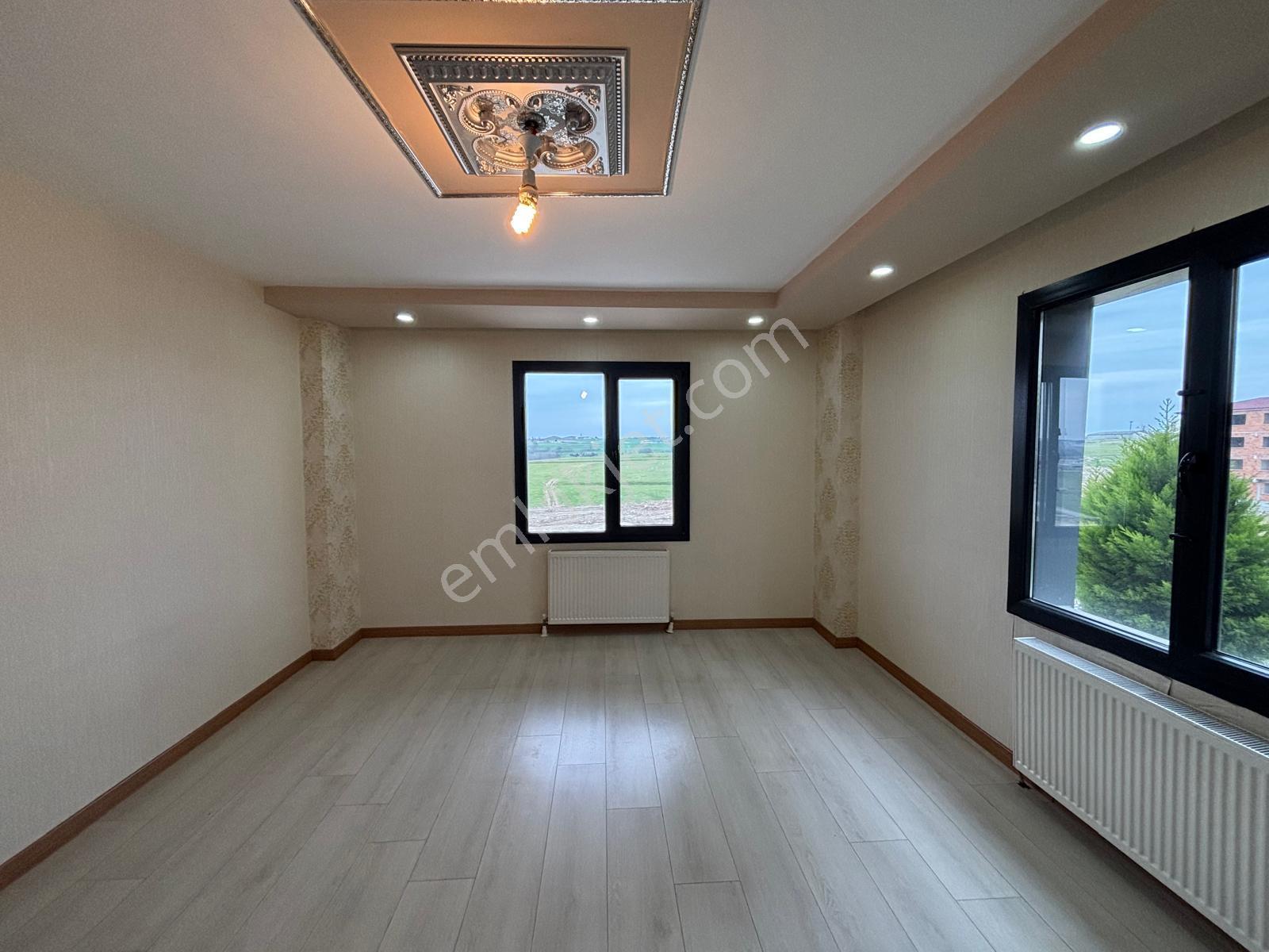 **eryıldız Gayrimenkul'den**gültepe Mah.site İçinde İskanlı Kiralık Lüx 2+1 Yüksek Giriş Daire - Görsel 16