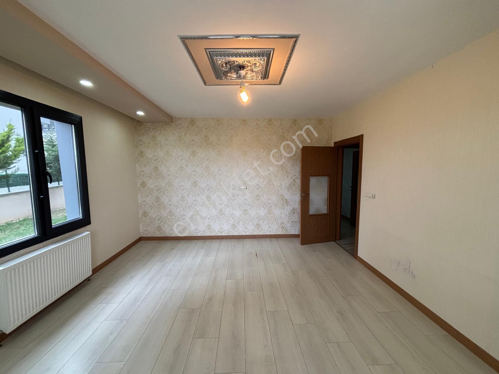 **eryıldız Gayrimenkul'den**gültepe Mah.site İçinde İskanlı Kiralık Lüx 2+1 Yüksek Giriş Daire - Görsel 9