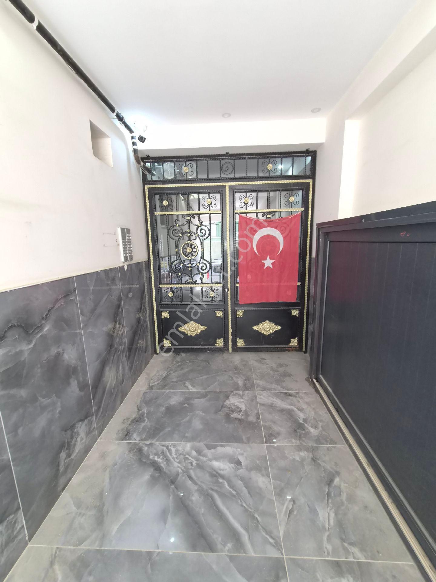 Seferihisar Merkezde 2+1 Eşyalarıyla Beraber Satılık Daire - Görsel 25