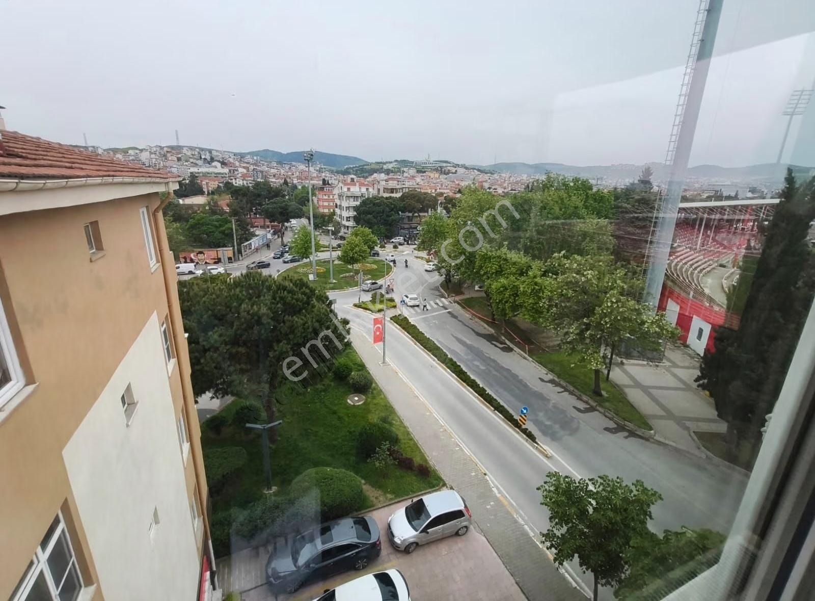 Bahçelievler Stadyum Karşısı Kiralık 2+1 Ferah Daire - Görsel 14