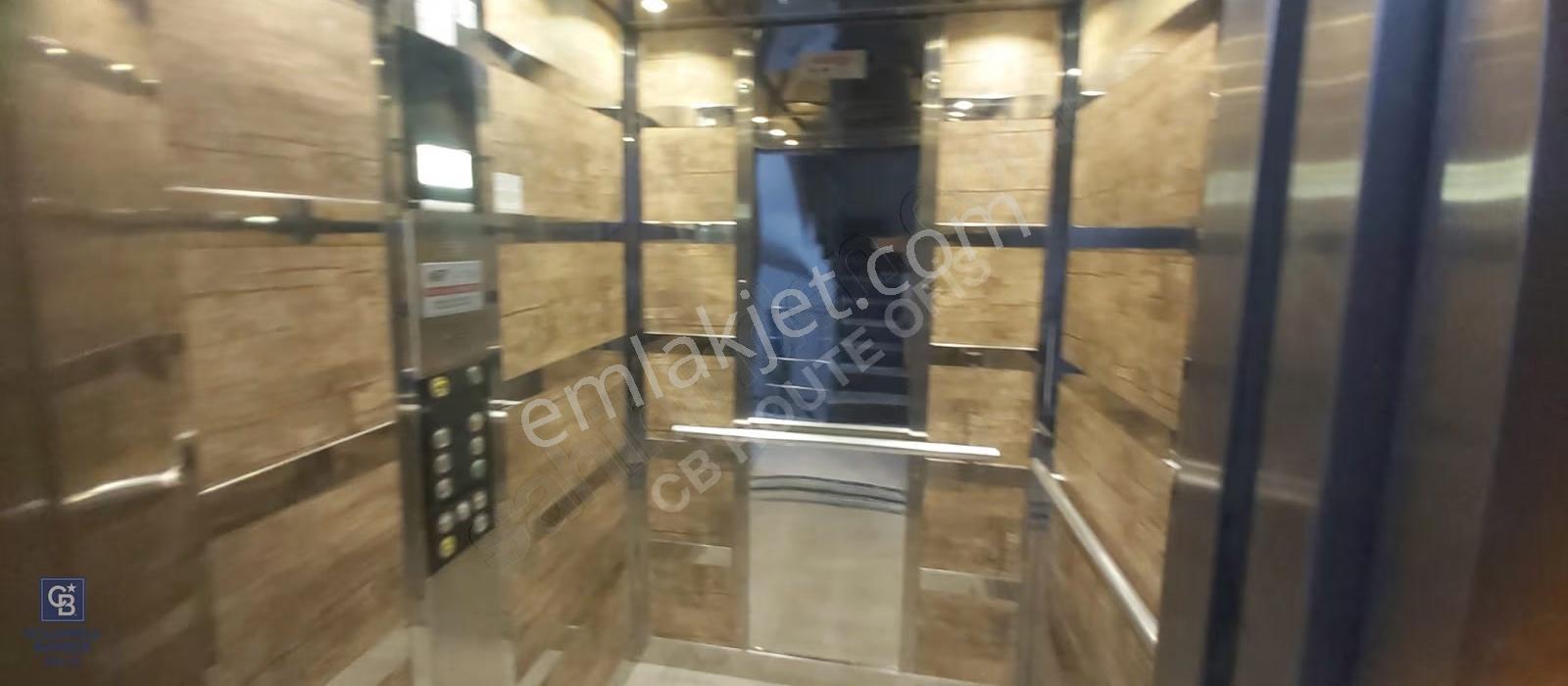 Çarşı Merkezinde 220 M² Dev 4+1 Dubleks | Teras + 4 Balkon - Görsel 11
