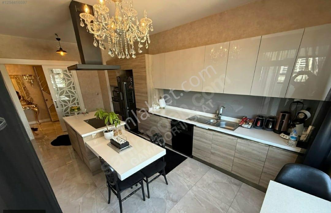 Gamador Bulvar Sitesi'nde Ultra Lüks Yapılı Satılık Daire