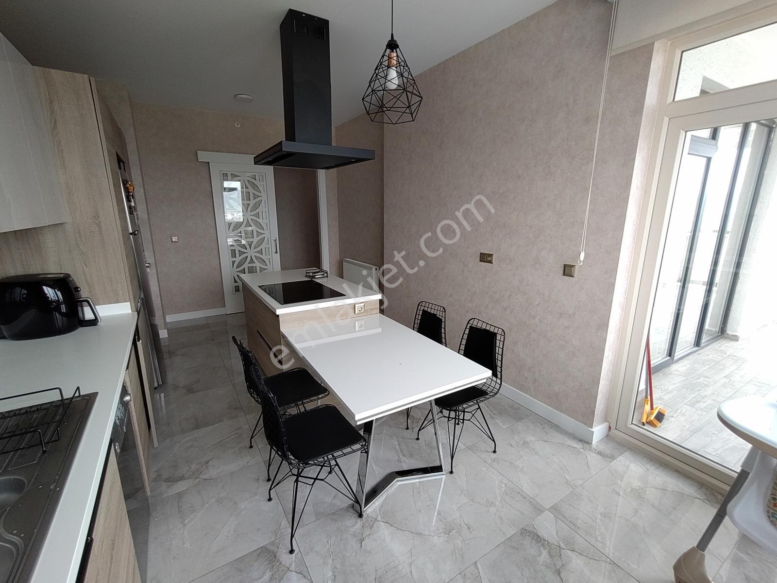 Gamador Bulvar Sitesinde Ultra Lüks 4+1 Kiralık Daire - Görsel 5