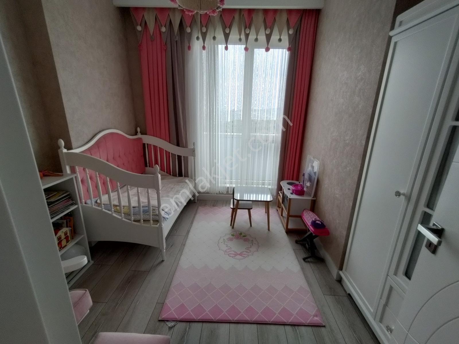 Gamador Bulvar Sitesinde Ultra Lüks 4+1 Kiralık Daire - Görsel 24