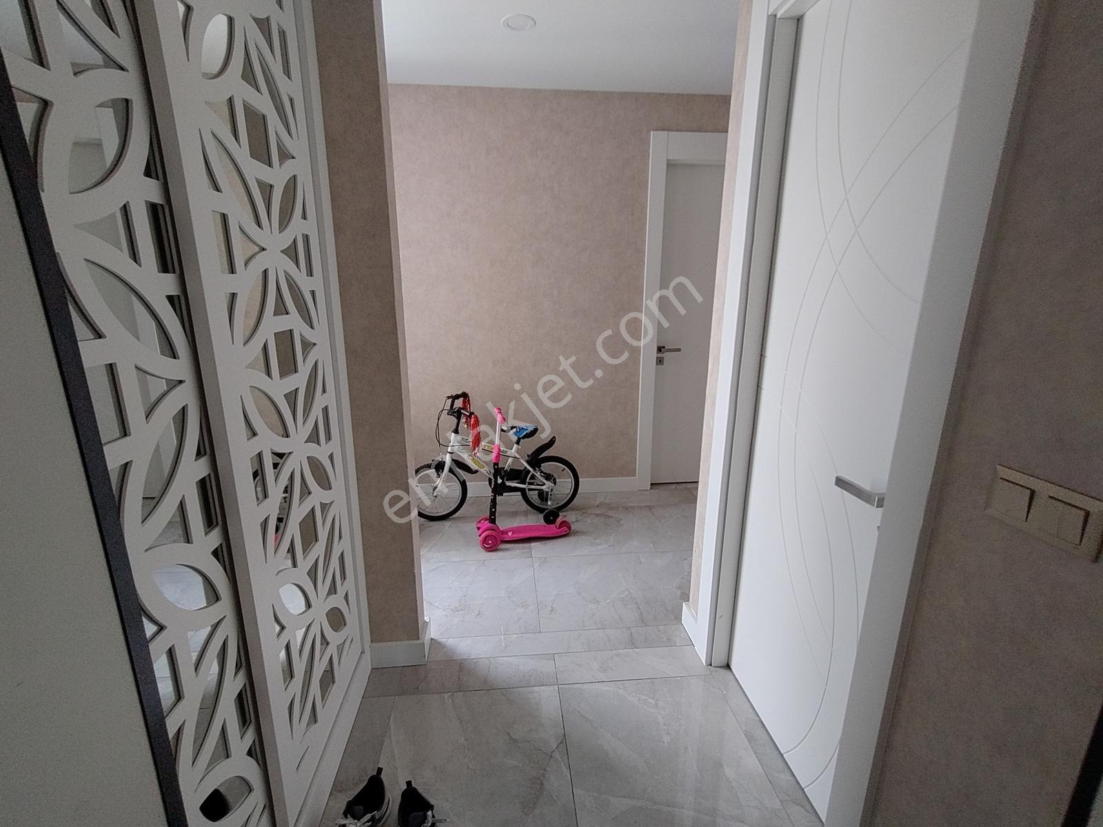 Gamador Bulvar Sitesinde Ultra Lüks 4+1 Kiralık Daire - Görsel 9