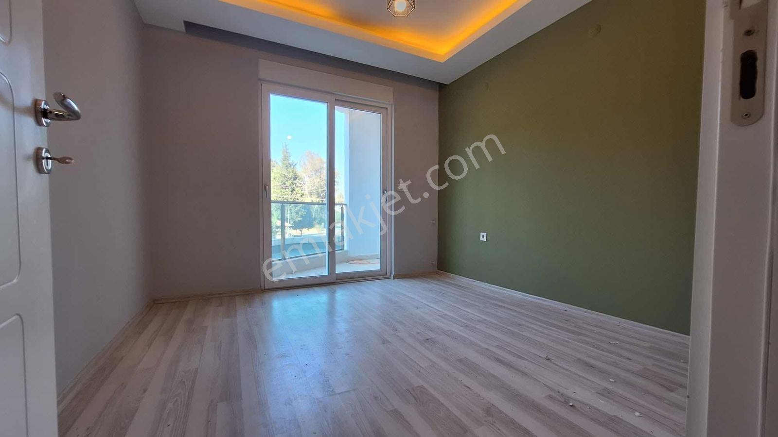 Hurmada Havuzlu Önü Açık 1+1 Cadde Üzerinde - Görsel 8