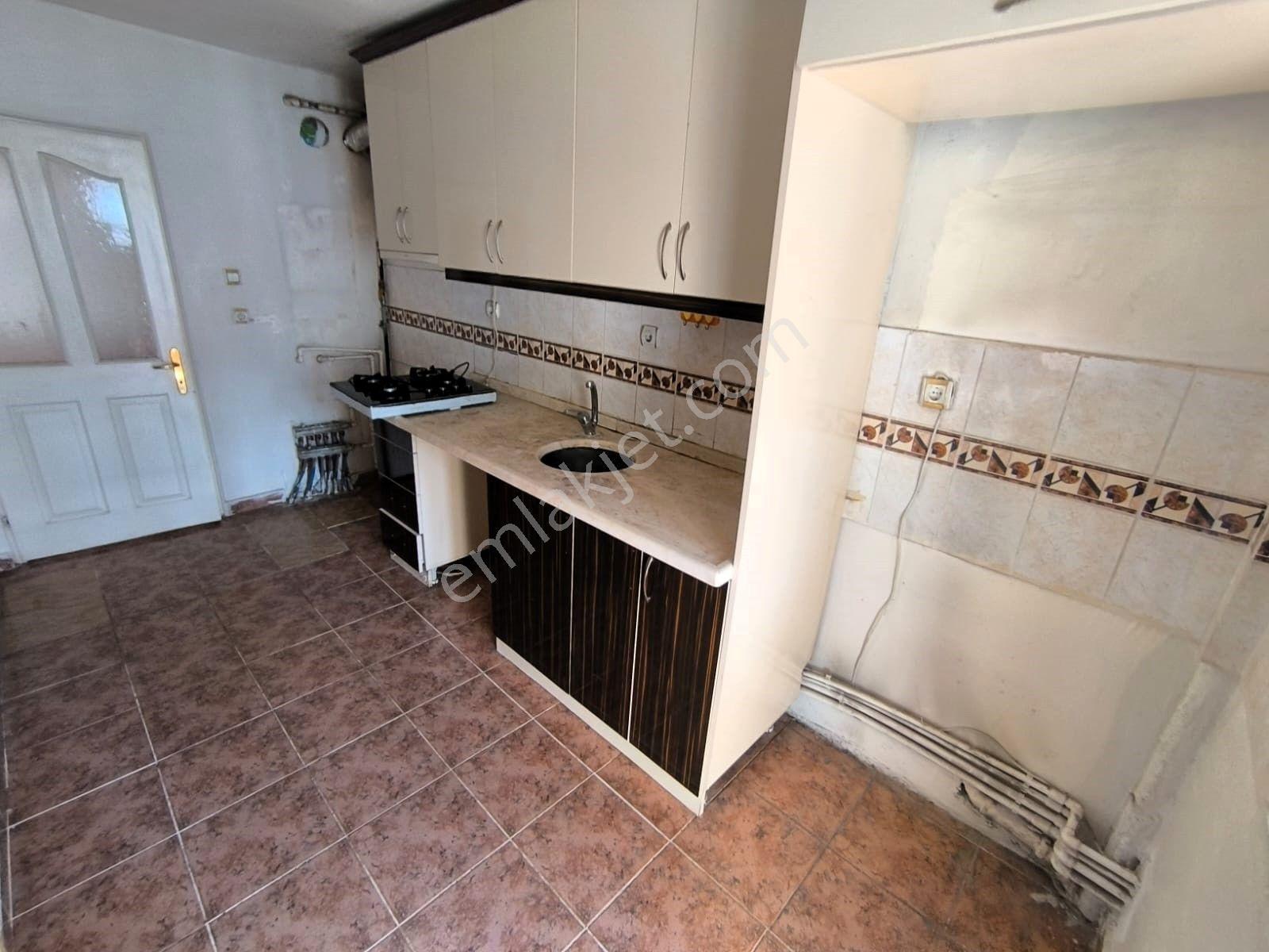 Osmanlı Mahallesi Ahi Mesut Bulvarı Site'de Kiralık Daire - Görsel 4