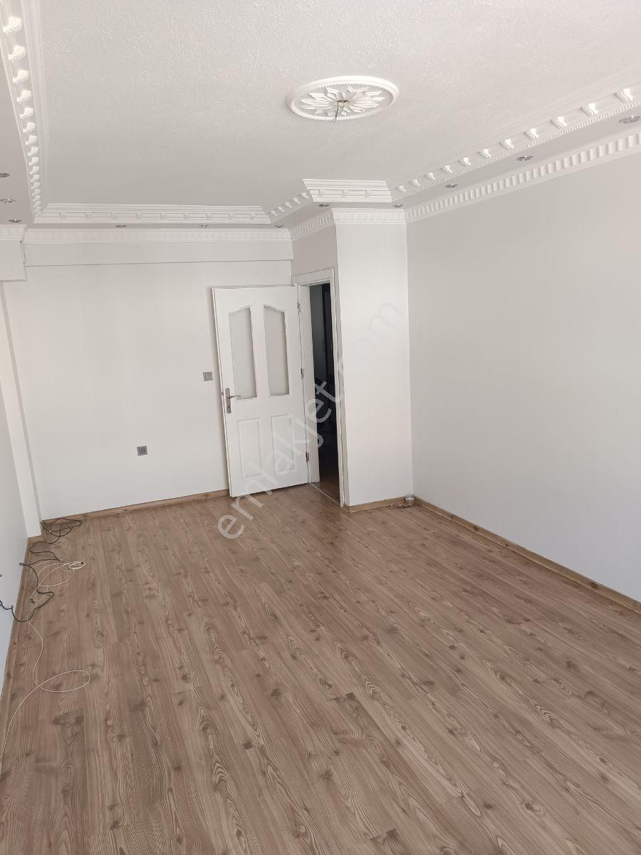 Merkezi Konumda 3+1 Kiralık Daire - Görsel 3