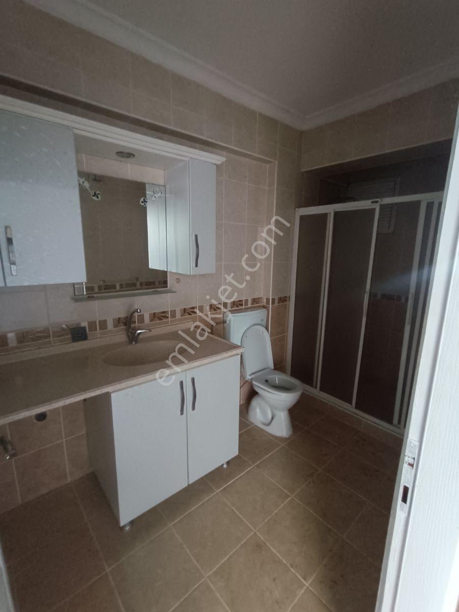 Merkezi Konumda 3+1 Kiralık Daire - Görsel 8