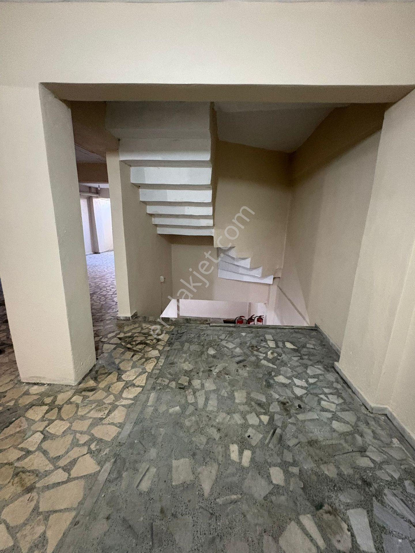 İletişim'den Eyüp Sultan Yeşilpınar 3 Kat 240 M2 Kiralık İşyeri - Görsel 35