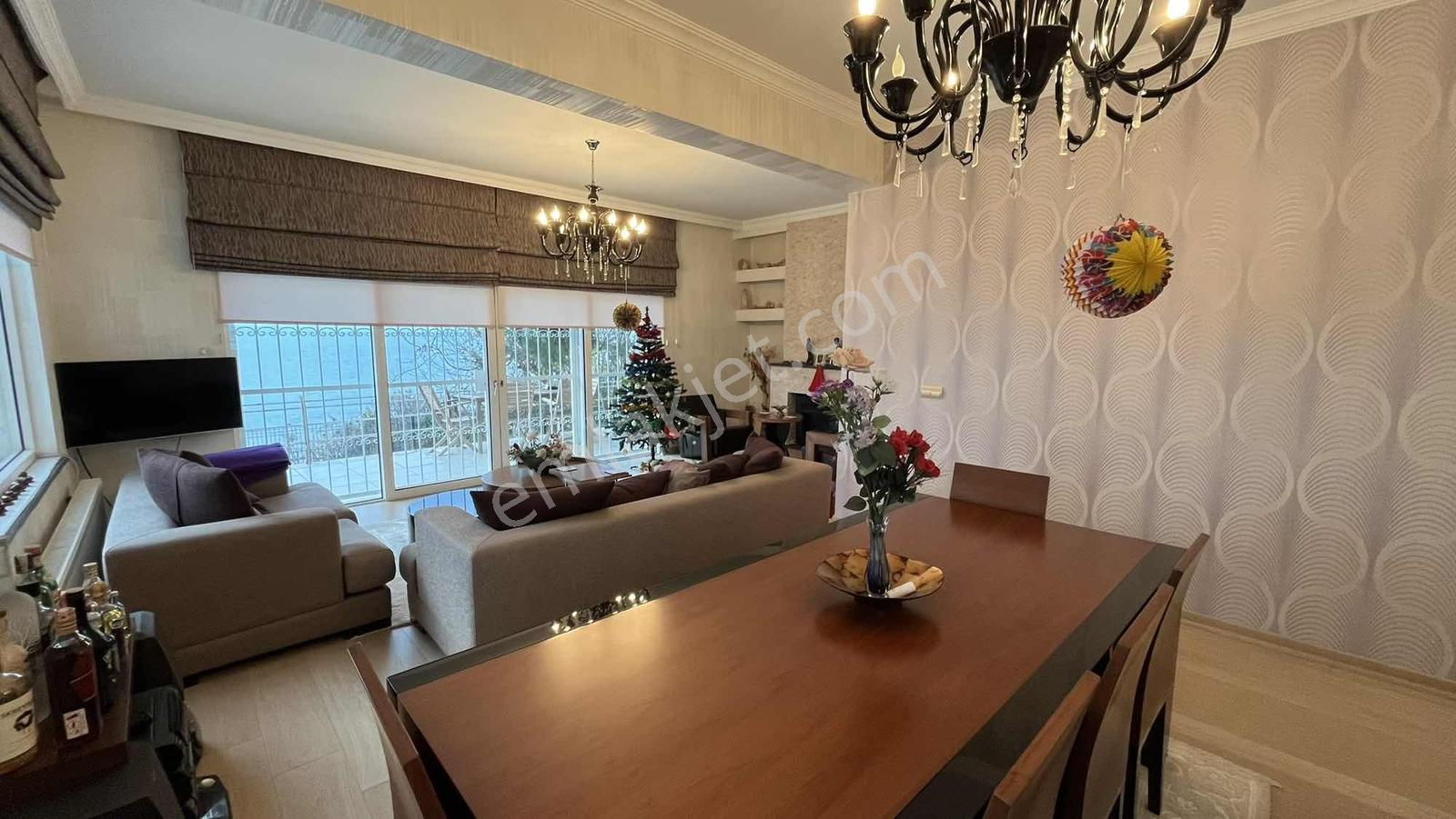 Büyükçekmece Mimaroba'da Full Deniz Manzaralı Satılık Villa - Görsel 8