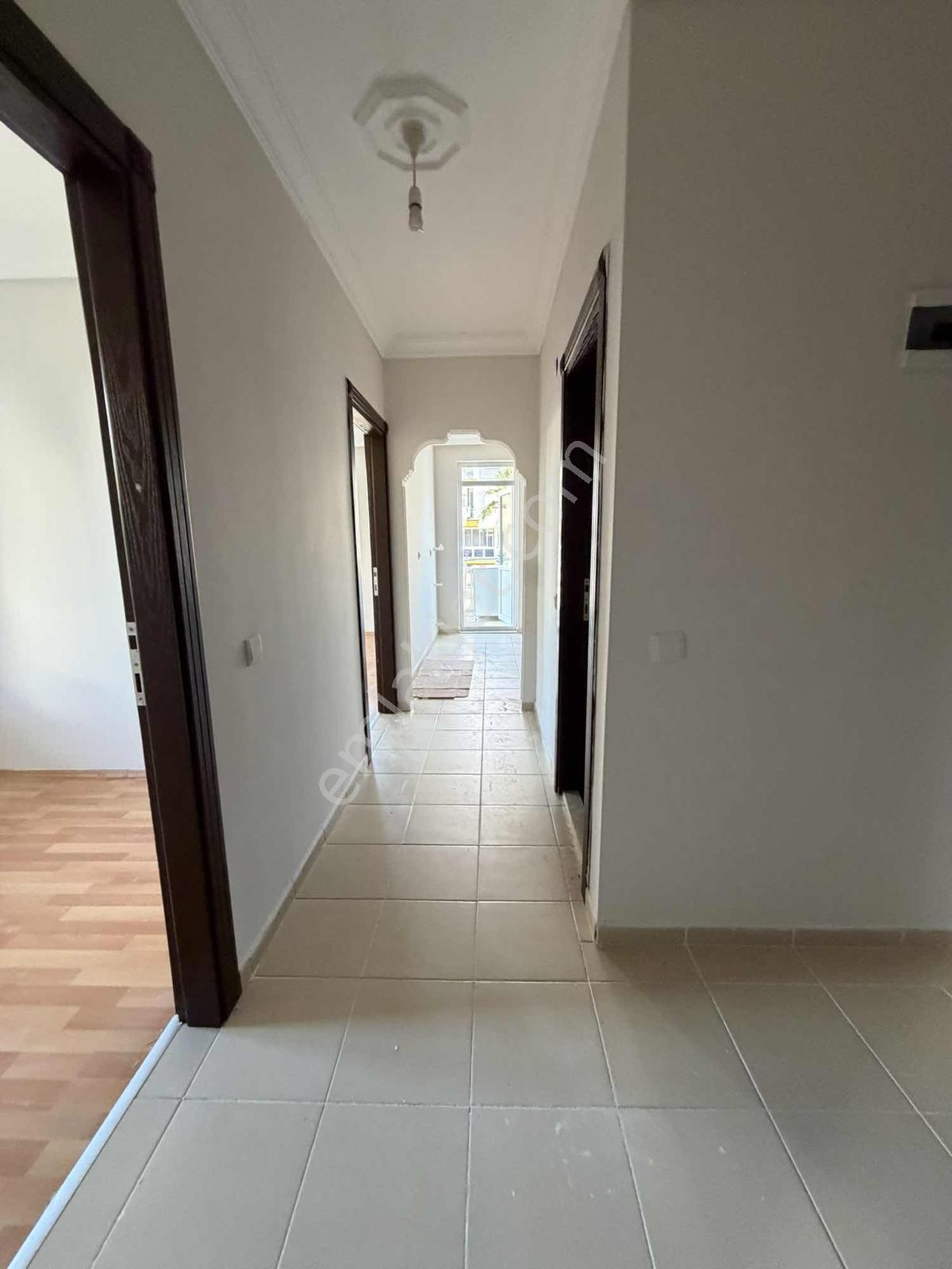 Ünsal Mahallesi Kiralık Yüksek Giriş Kat Site İçi 2+1 80m2 - Görsel 19