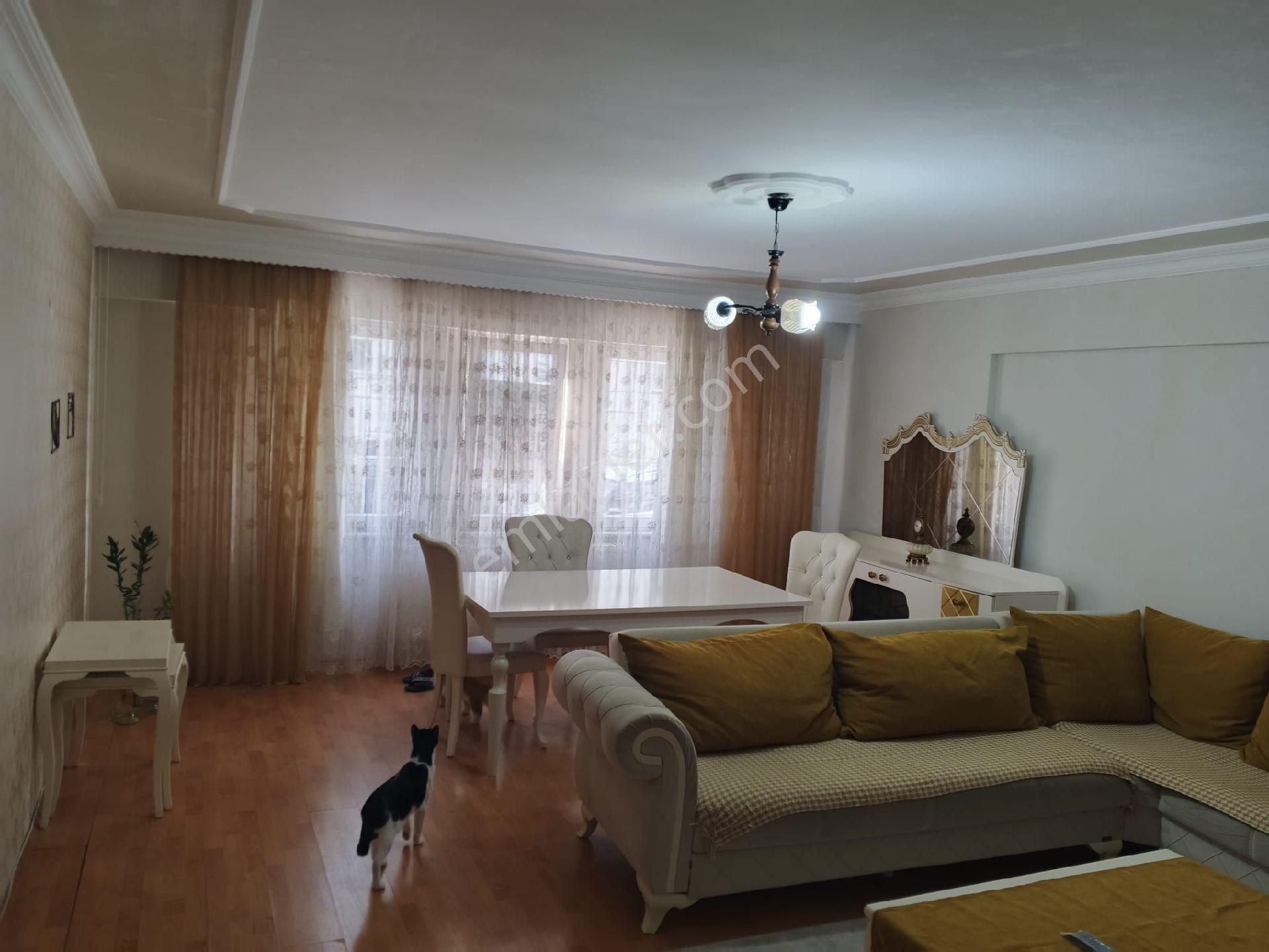 Çorlu Muhittin Mahallrsinde Satılık 3t1 Daire - Görsel 5