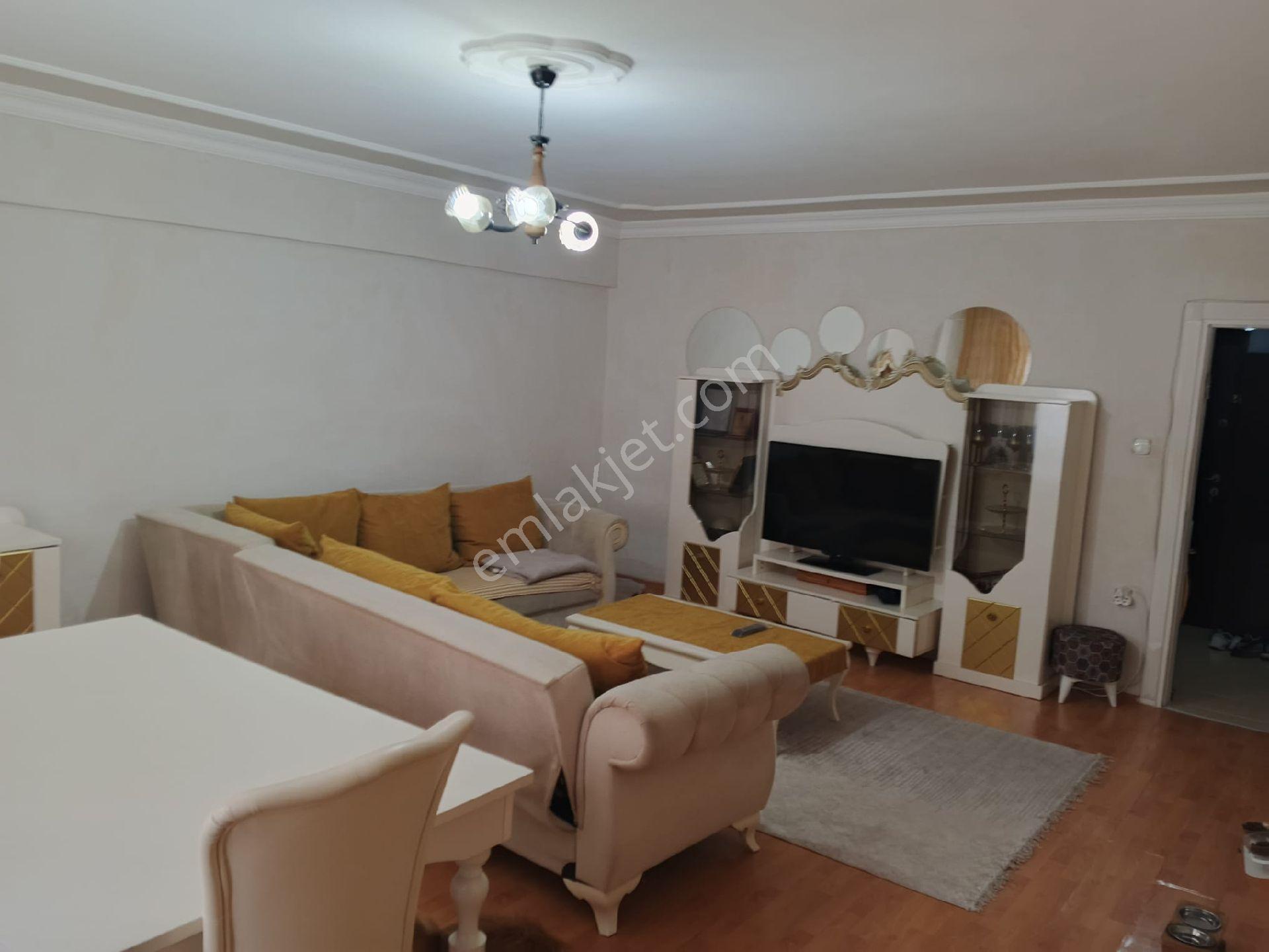 Çorlu Muhittin Mahallrsinde Satılık 3t1 Daire - Görsel 4